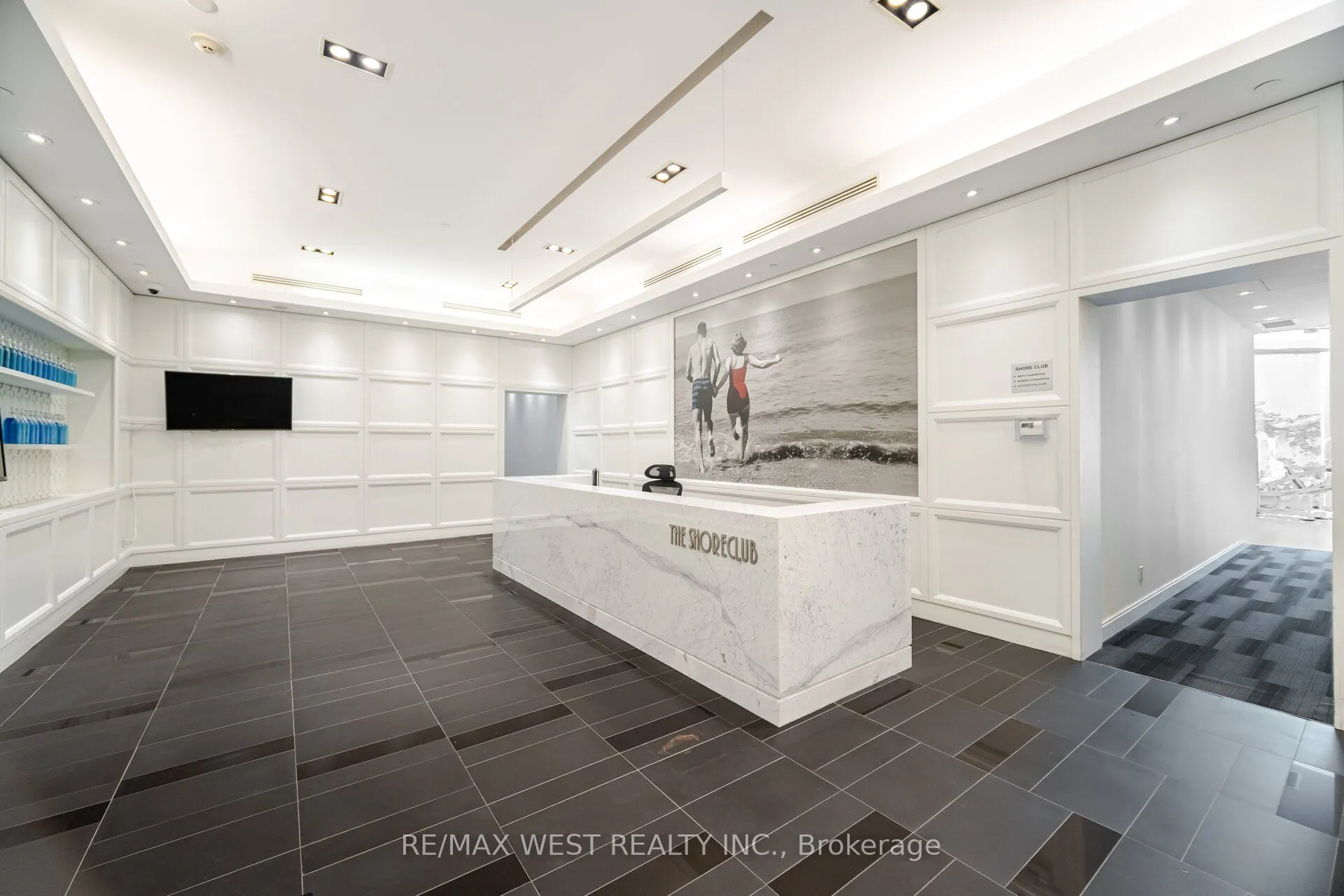 88 Park Lawn Road, #1612