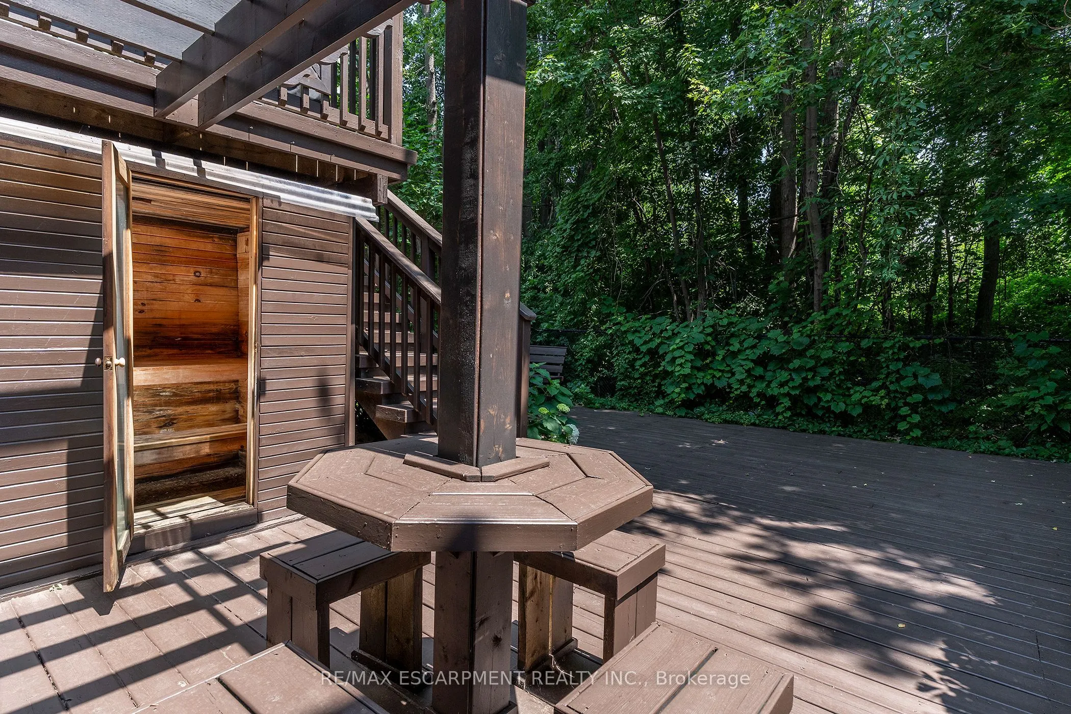 3770 Forest Bluff Crescent