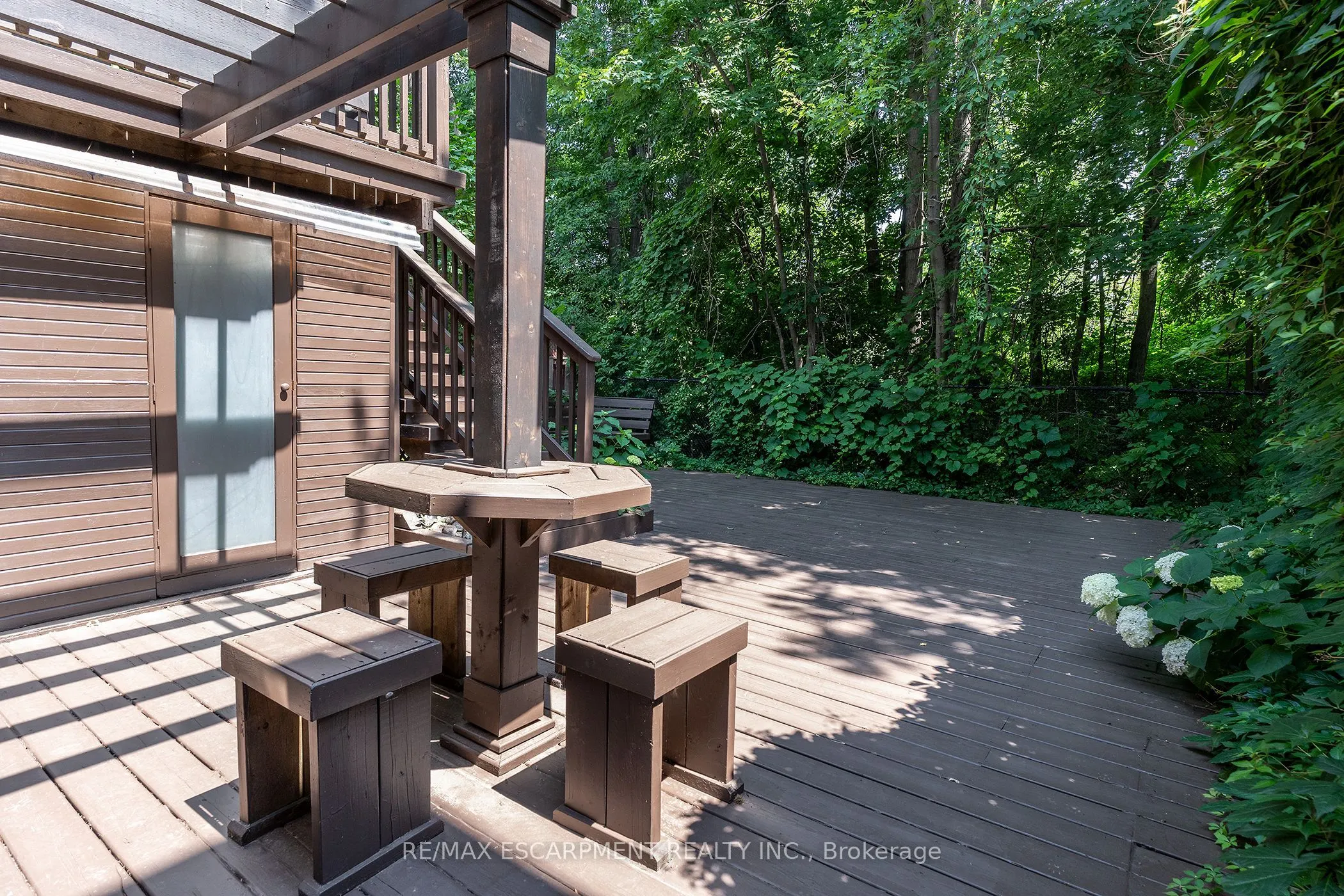 3770 Forest Bluff Crescent