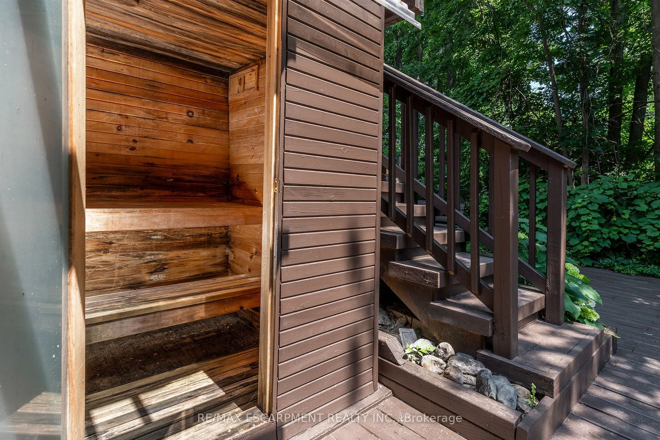 3770 Forest Bluff Crescent