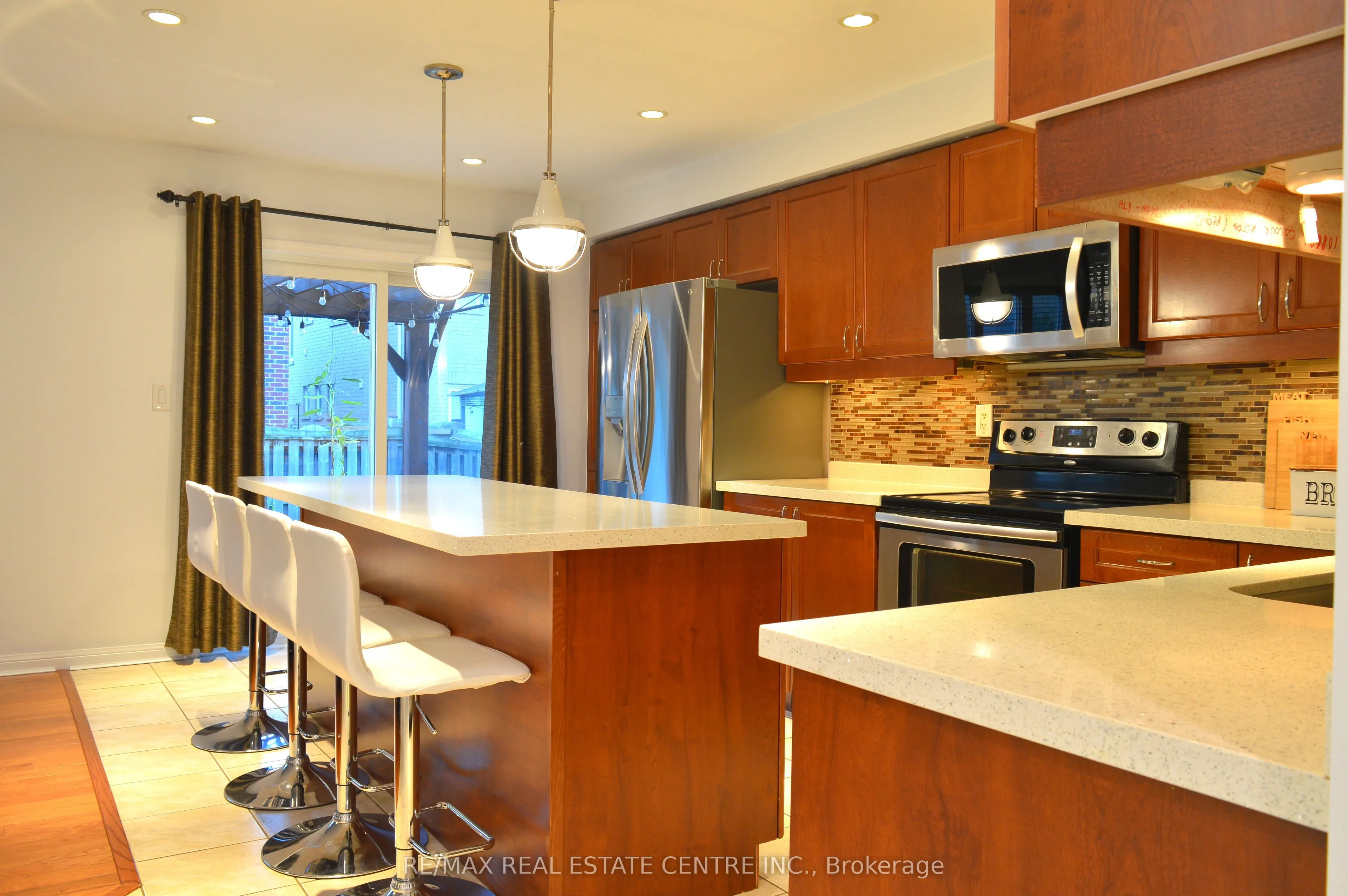 882 Mcewan Drive