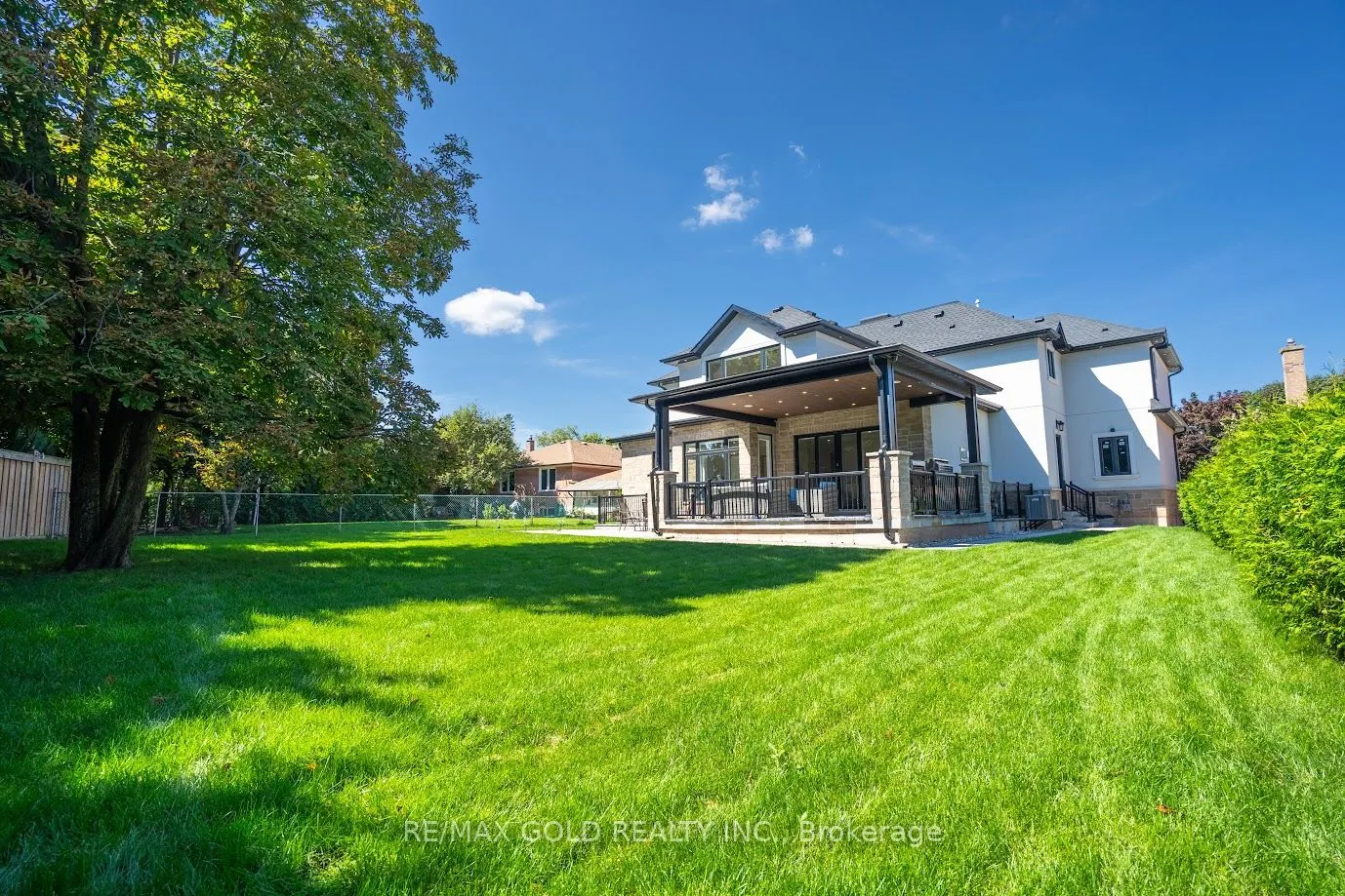 19 Maldaver Avenue