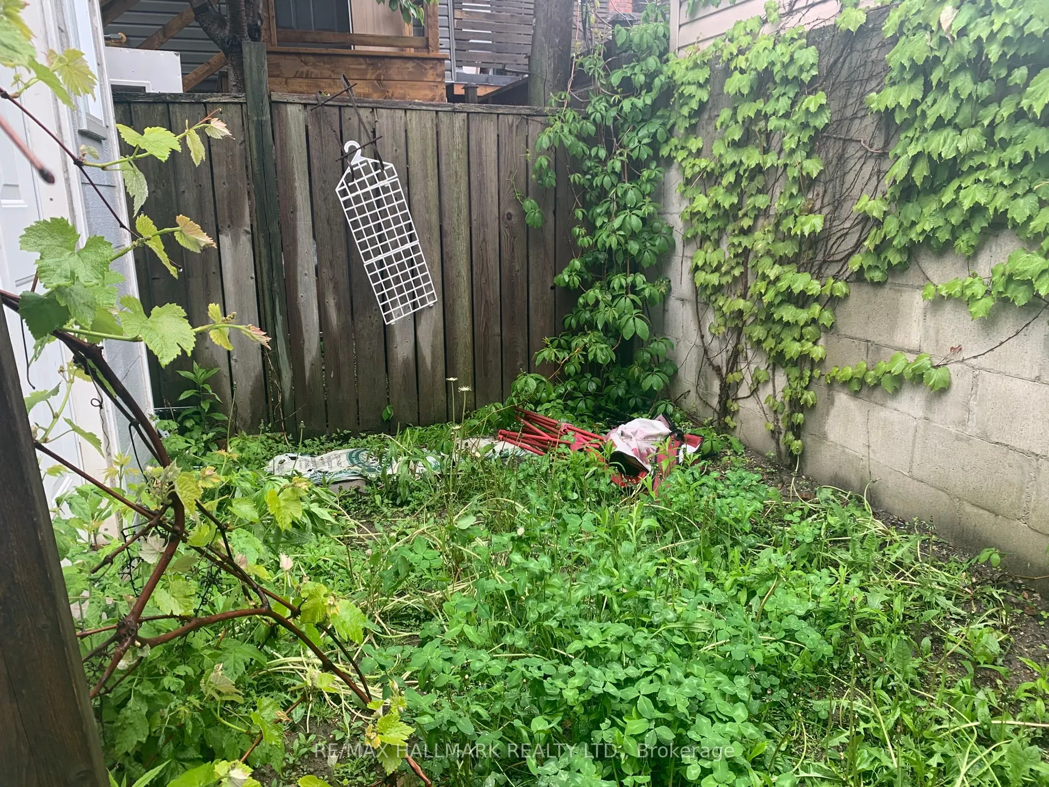 295 Old Weston Road