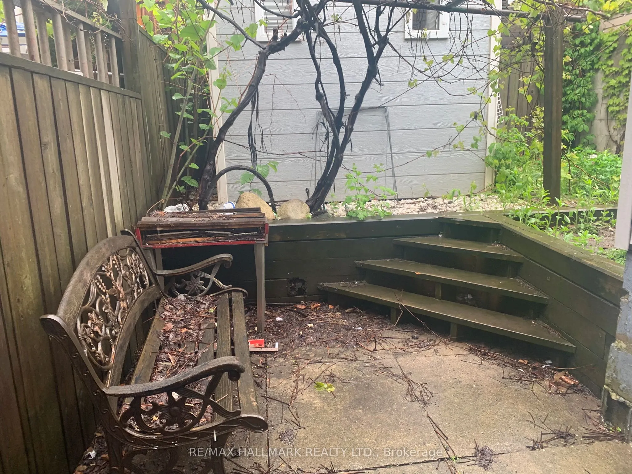 295 Old Weston Road