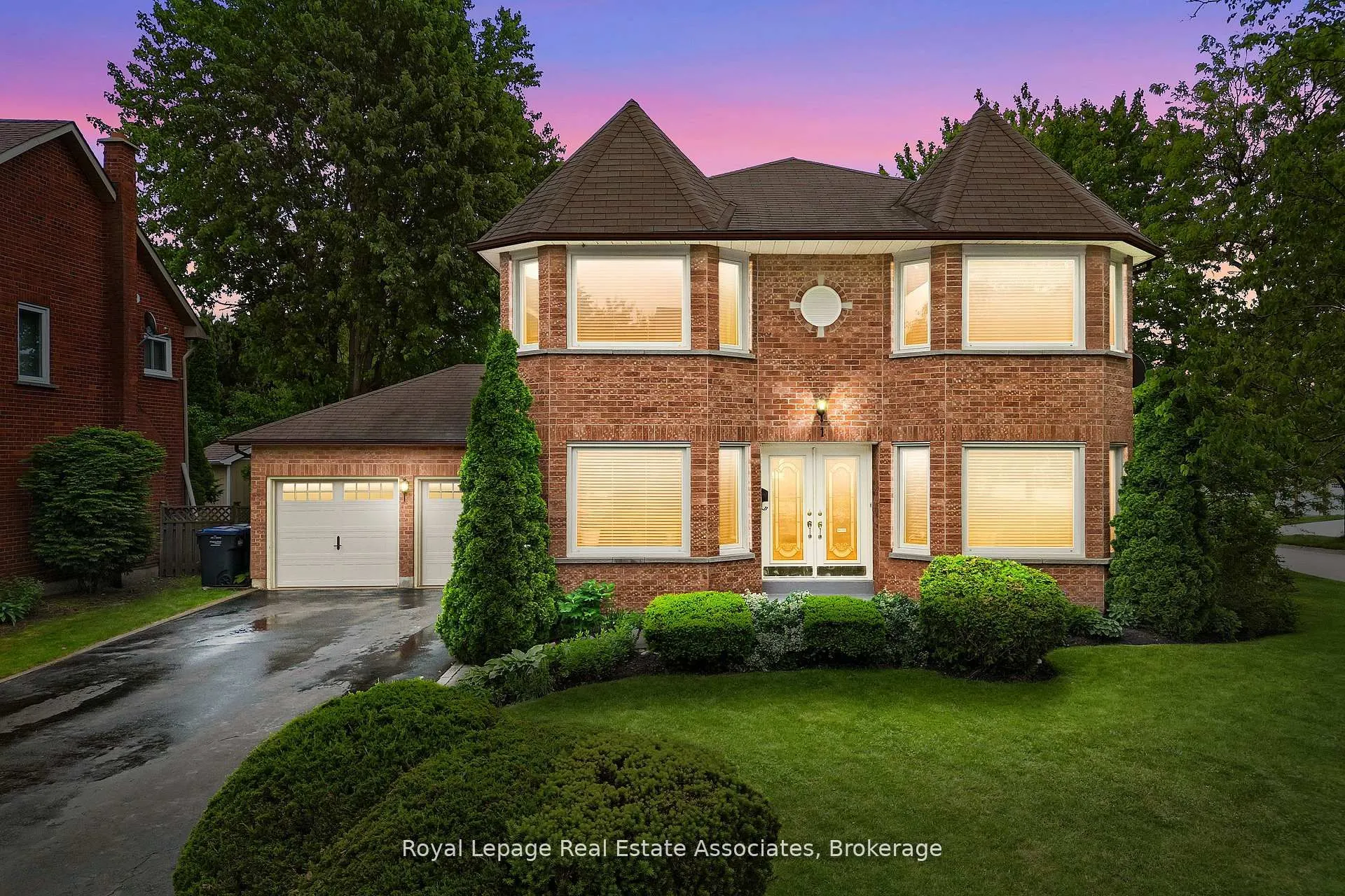 1 Brookbank Court