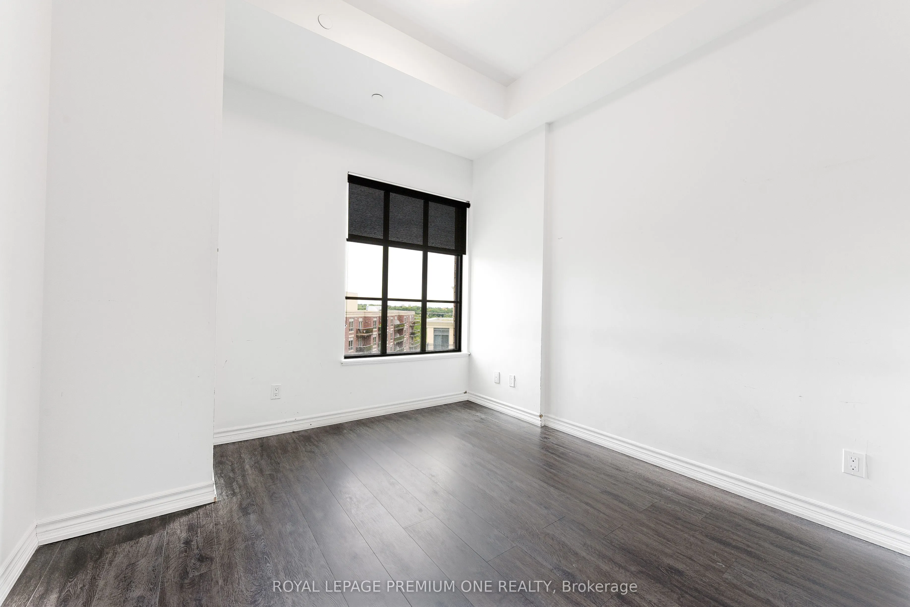 571 Prince Edward Drive N, #709