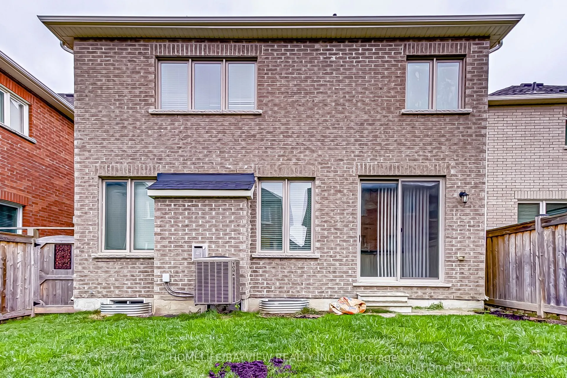 3193 Violet Gardens