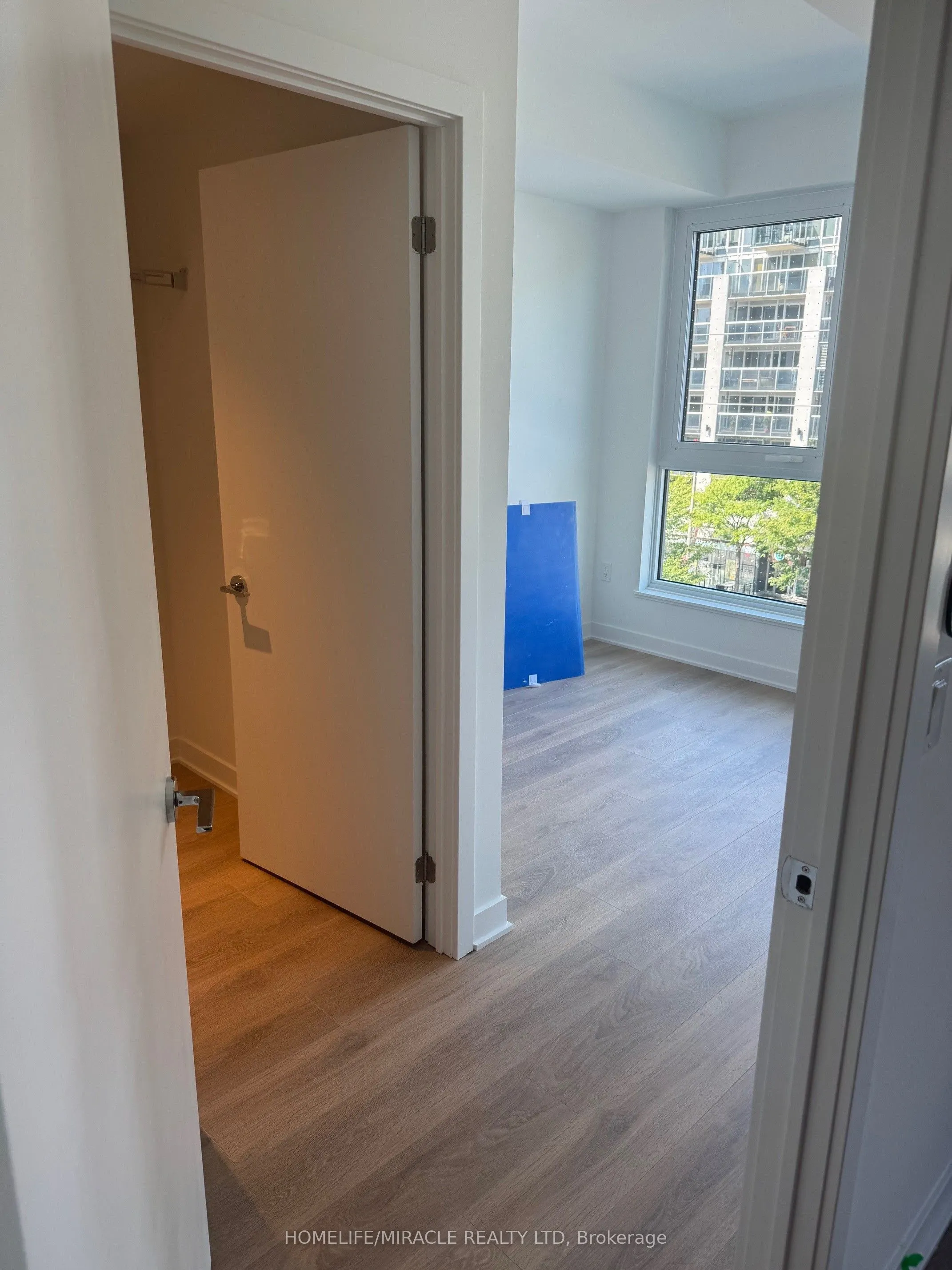 1037 The Queensway, #324
