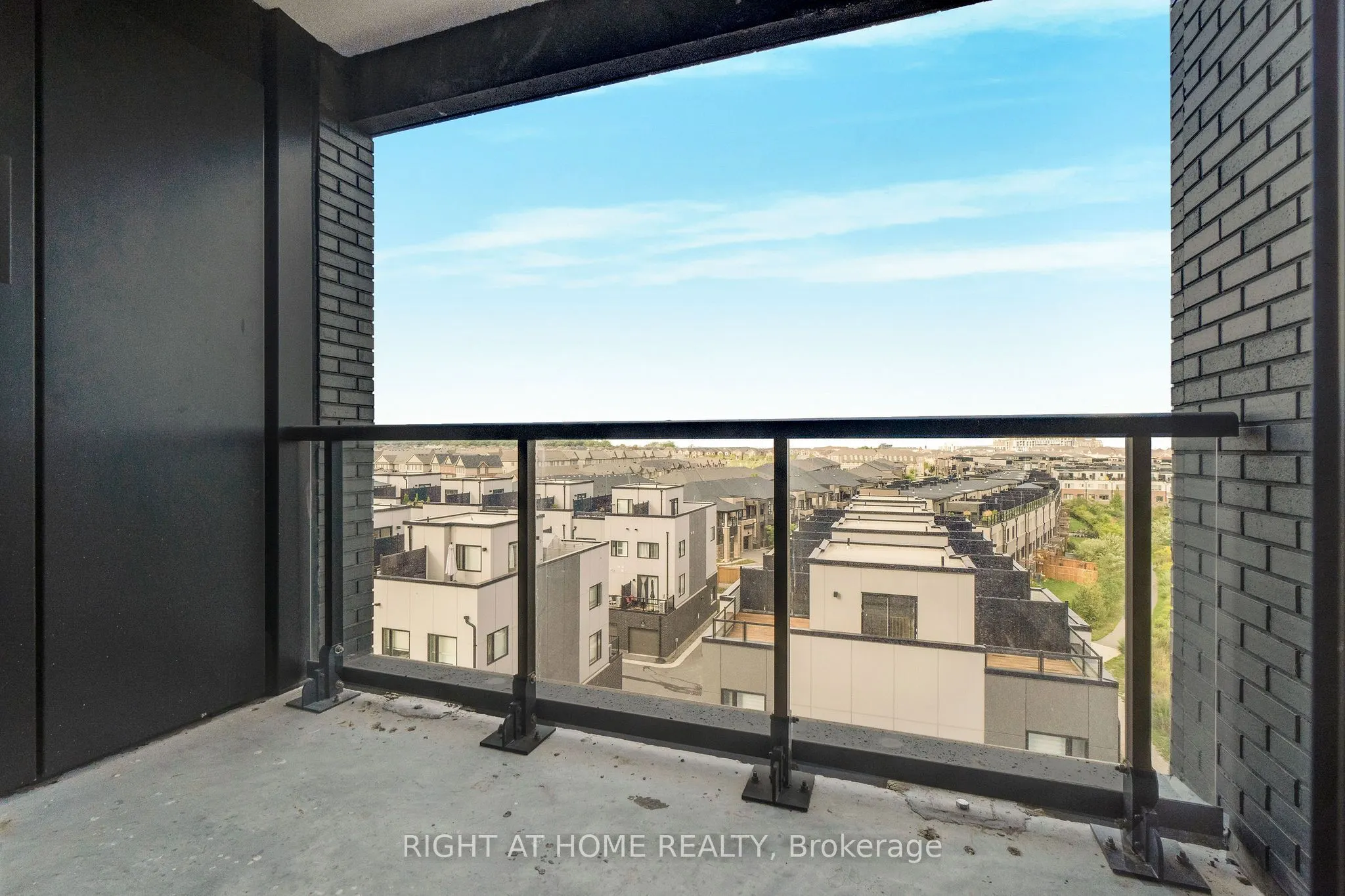 3079 Trafalgar Road, #609
