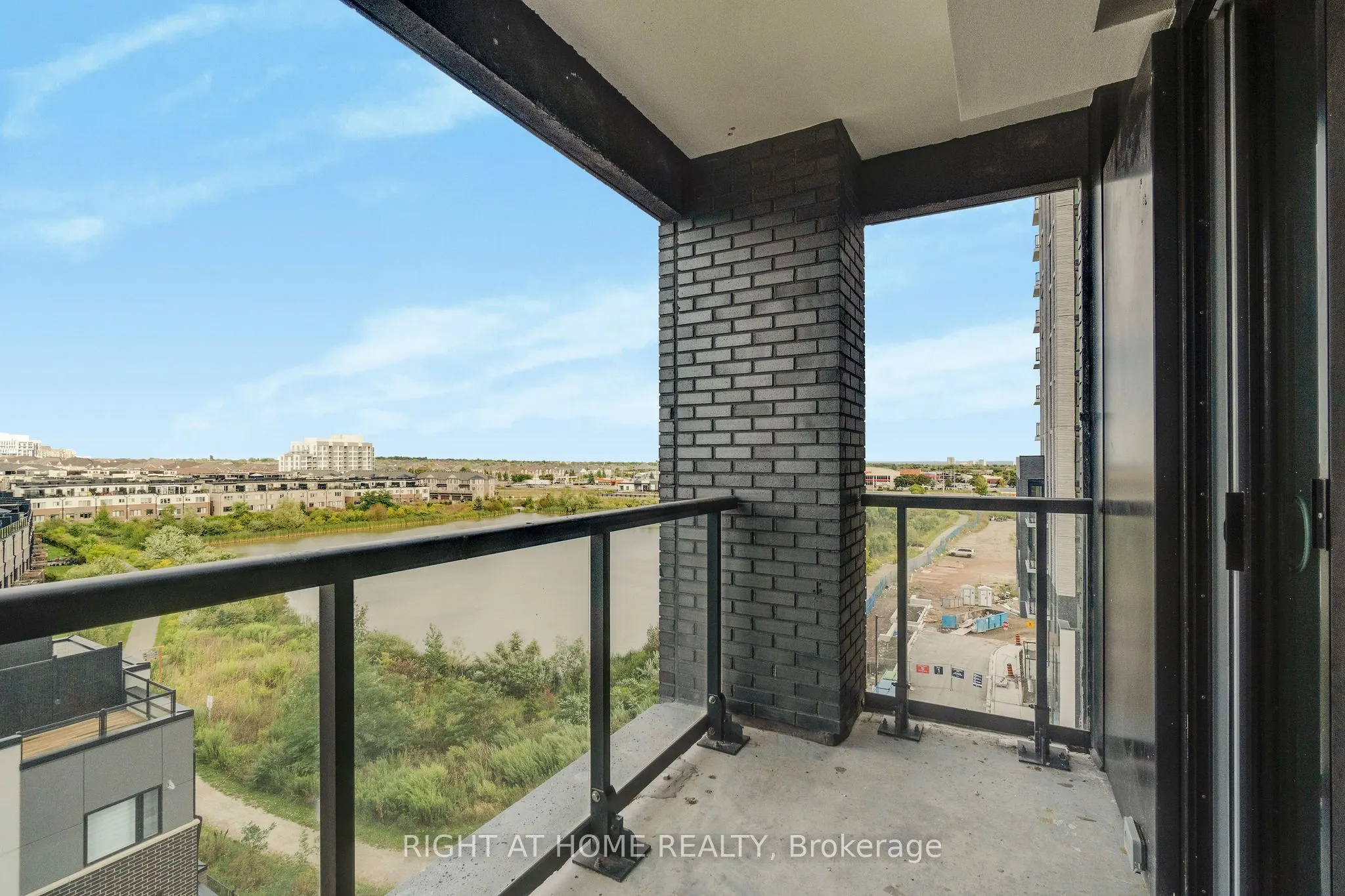 3079 Trafalgar Road, #609