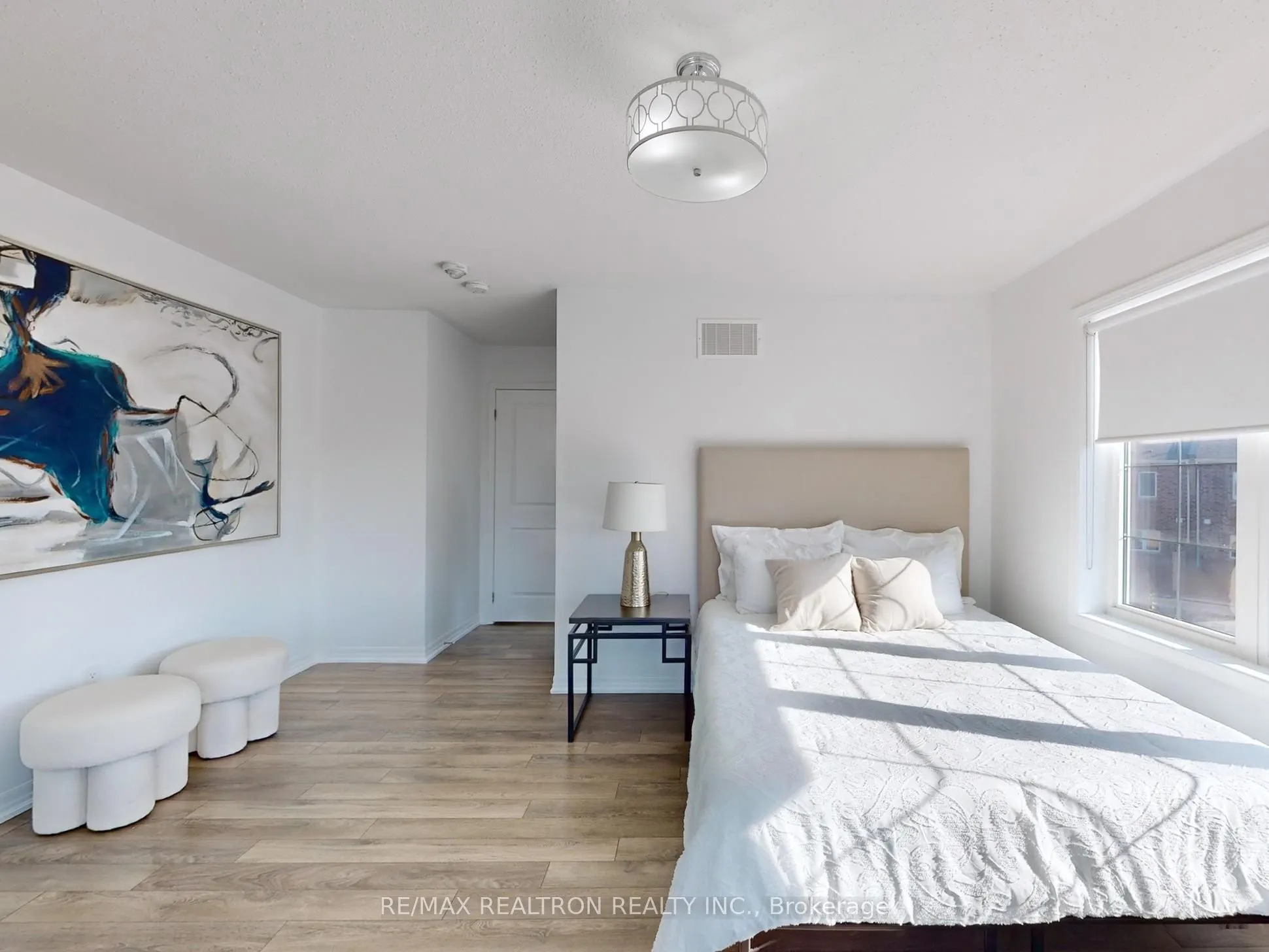 370 Timberland Gate