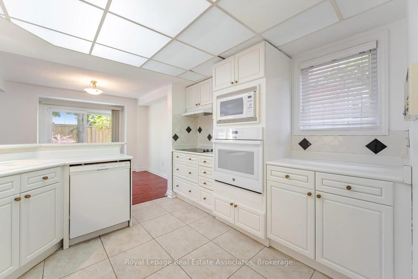 5480 Glen Erin Drive, #60