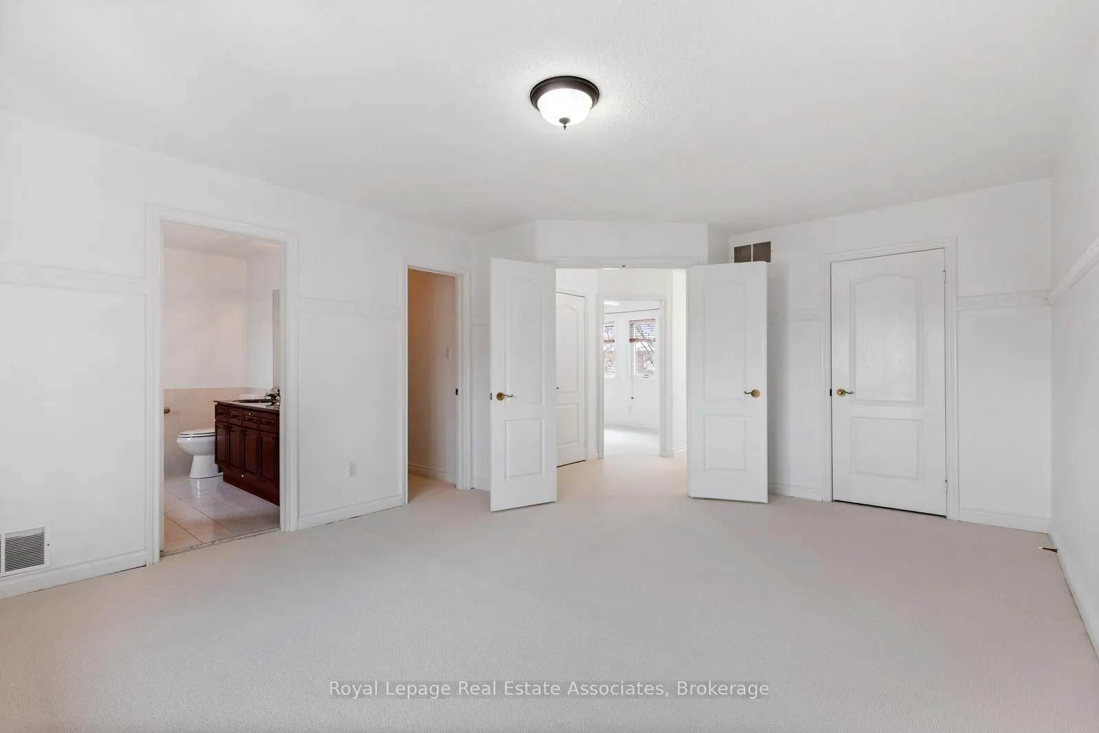 5480 Glen Erin Drive, #60