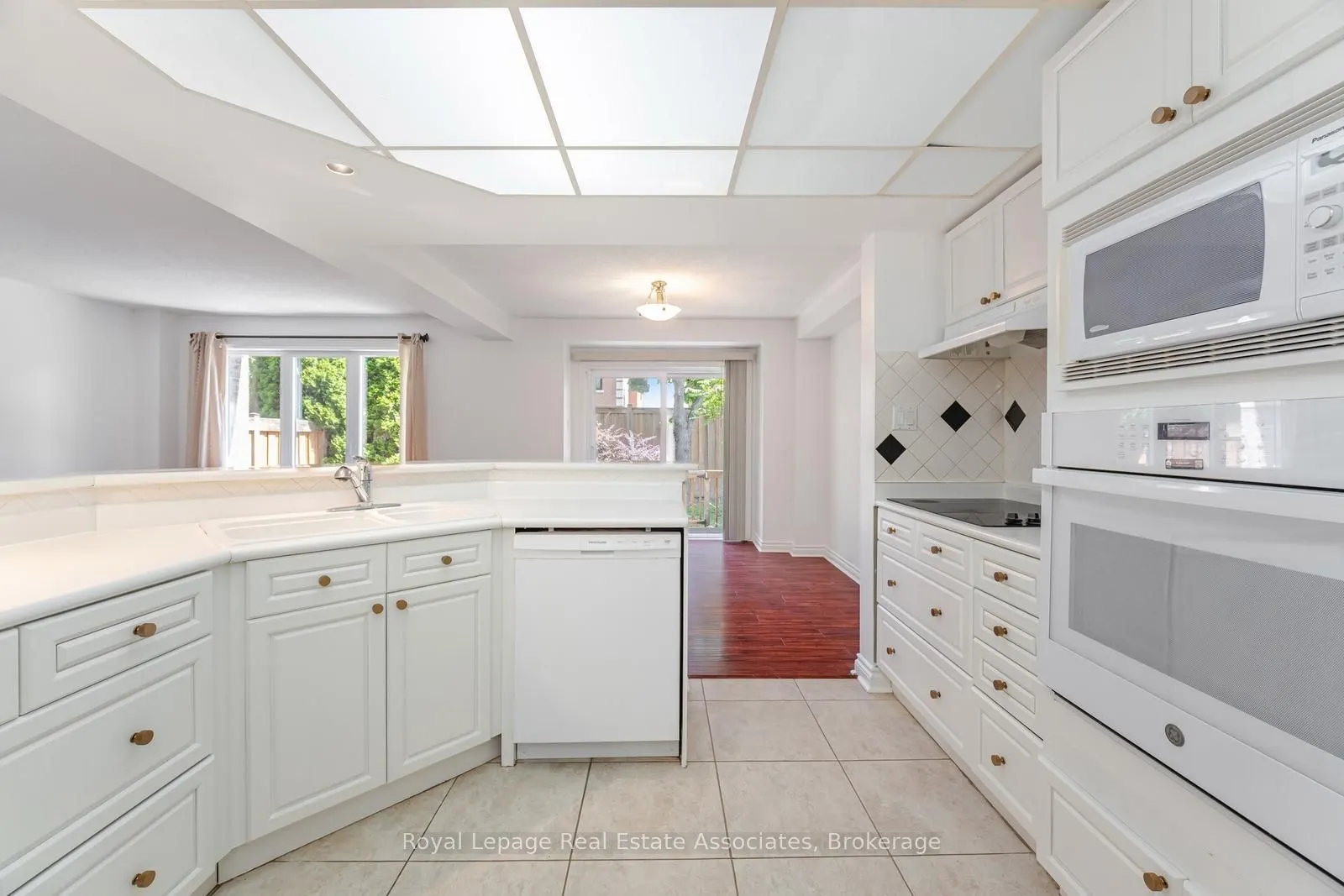 5480 Glen Erin Drive, #60
