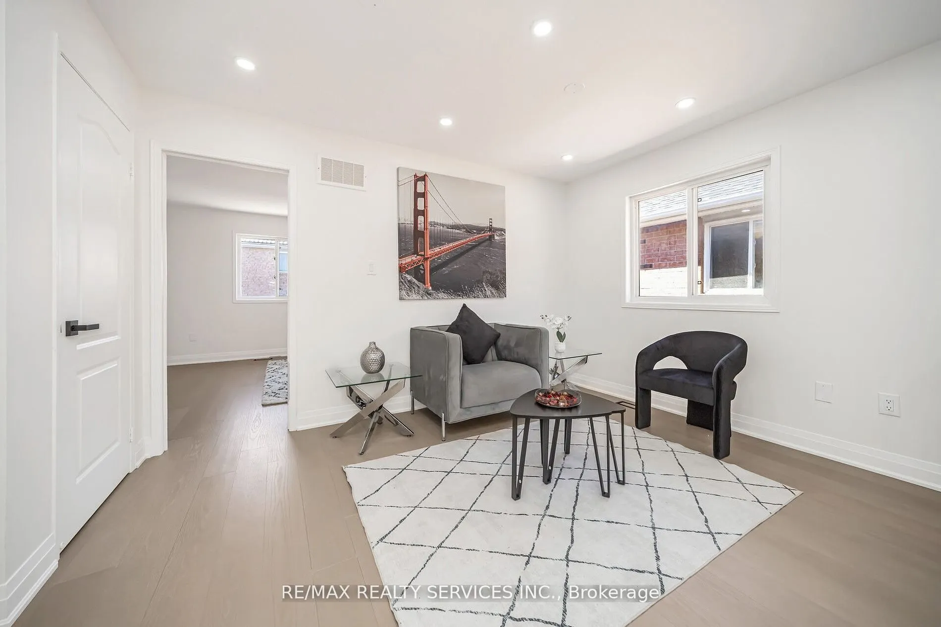 10 Linderwood Drive