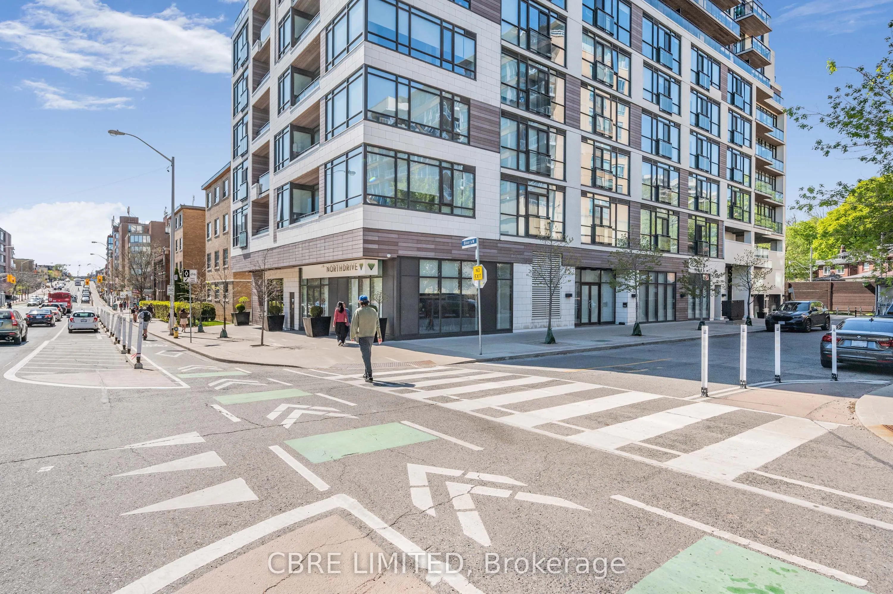 1988 Bloor Street W