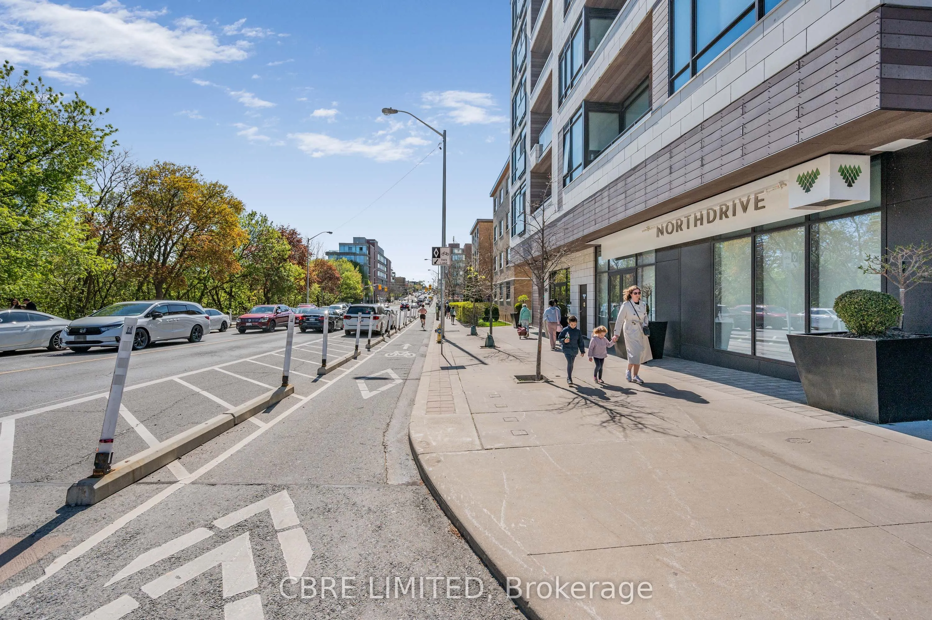 1988 Bloor Street W