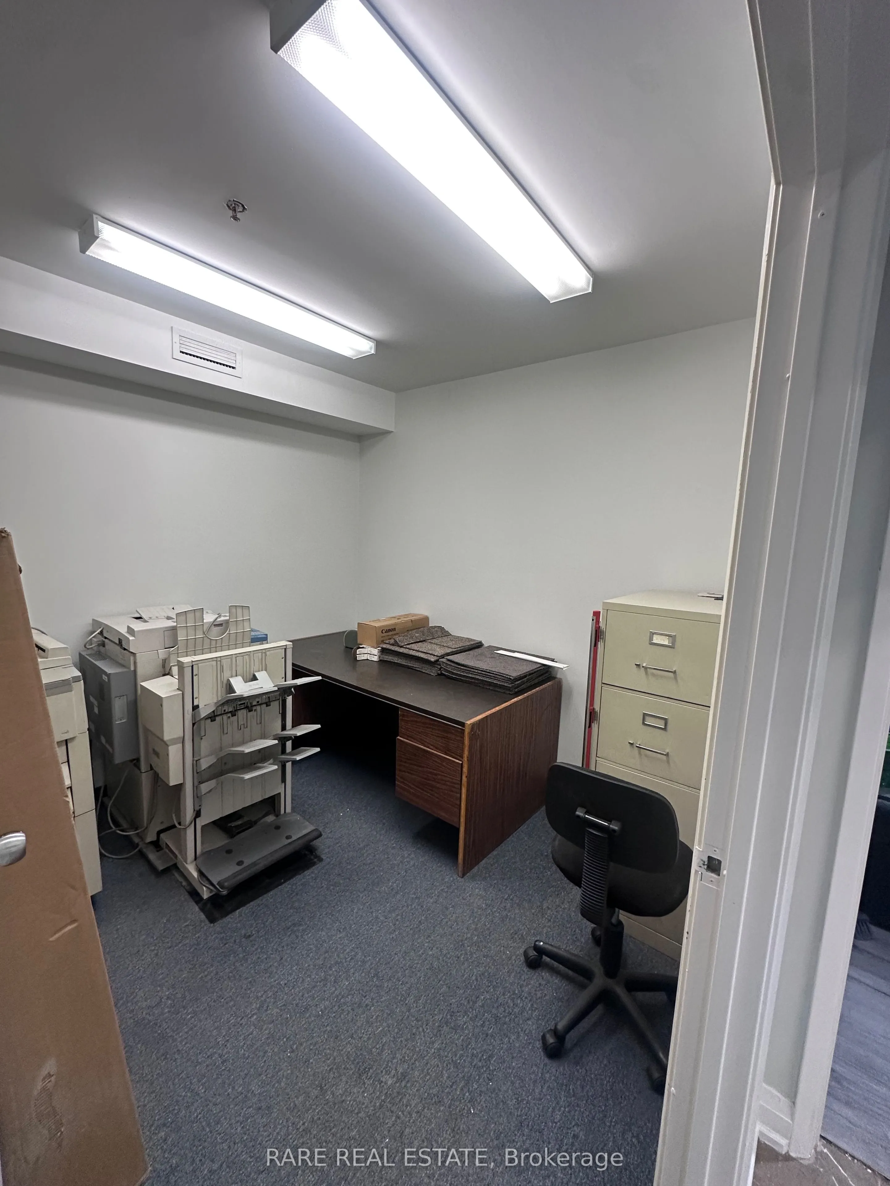 800 Petrolia Road, #14