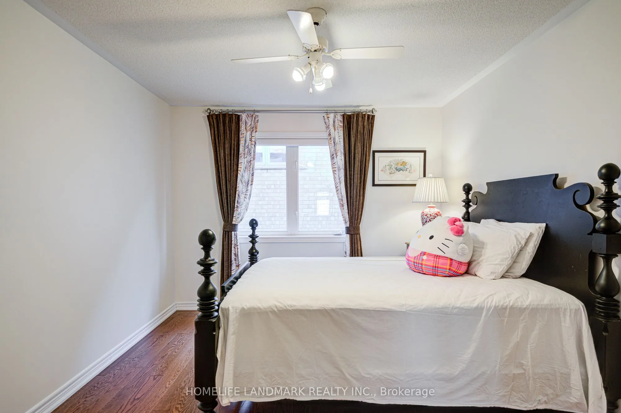 1388 Pinery Crescent