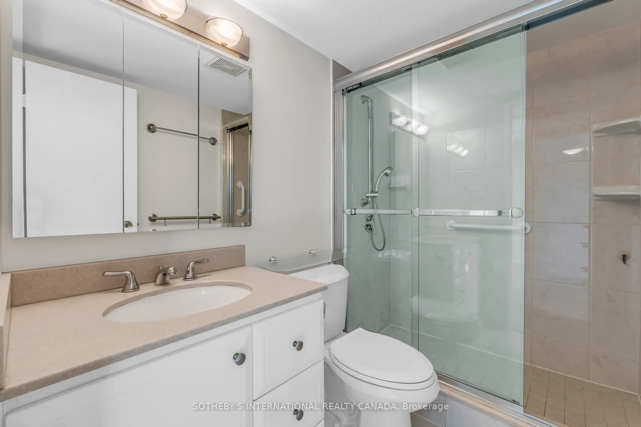 50 Quebec Avenue, #508