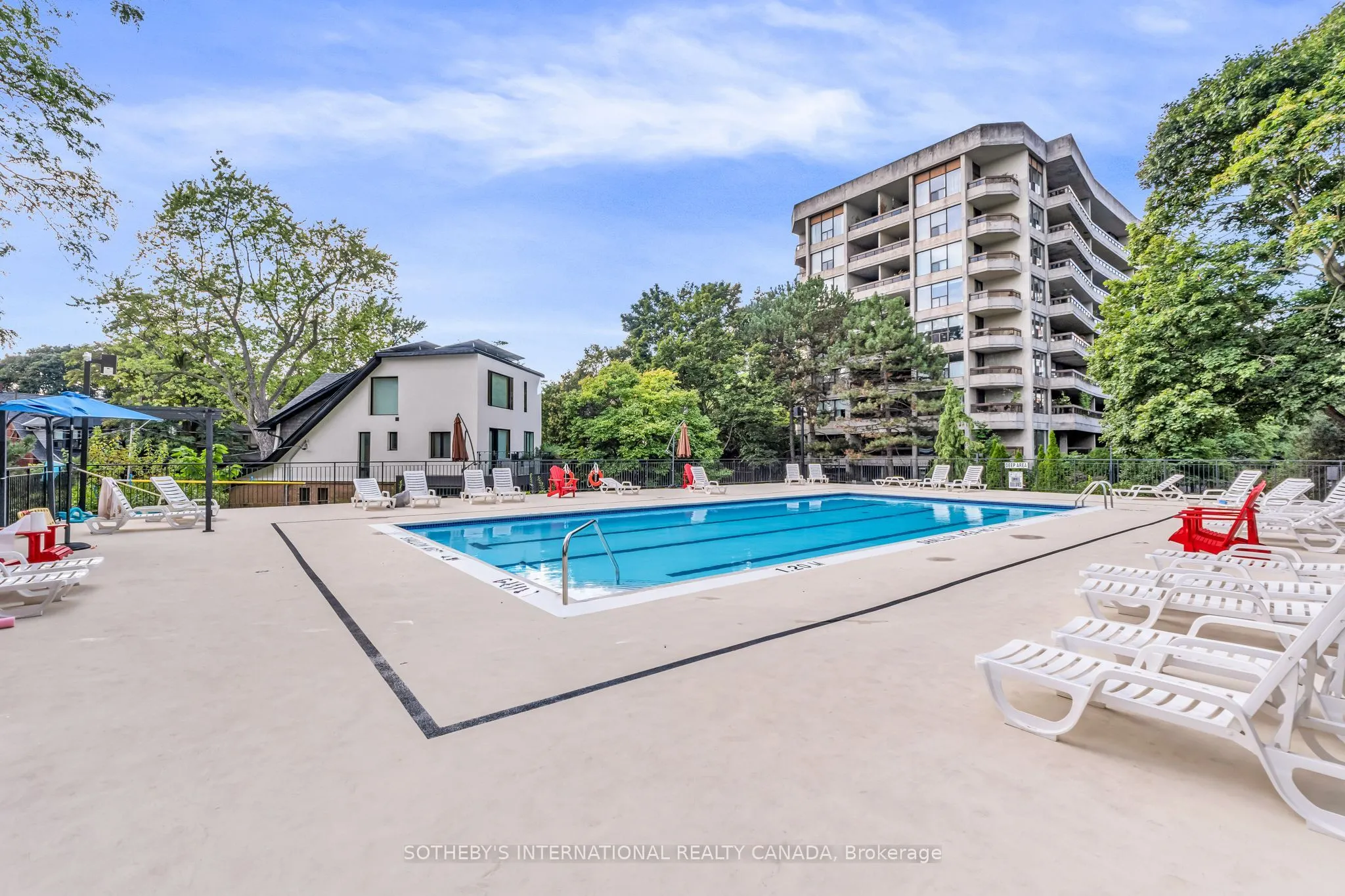 50 Quebec Avenue, #508
