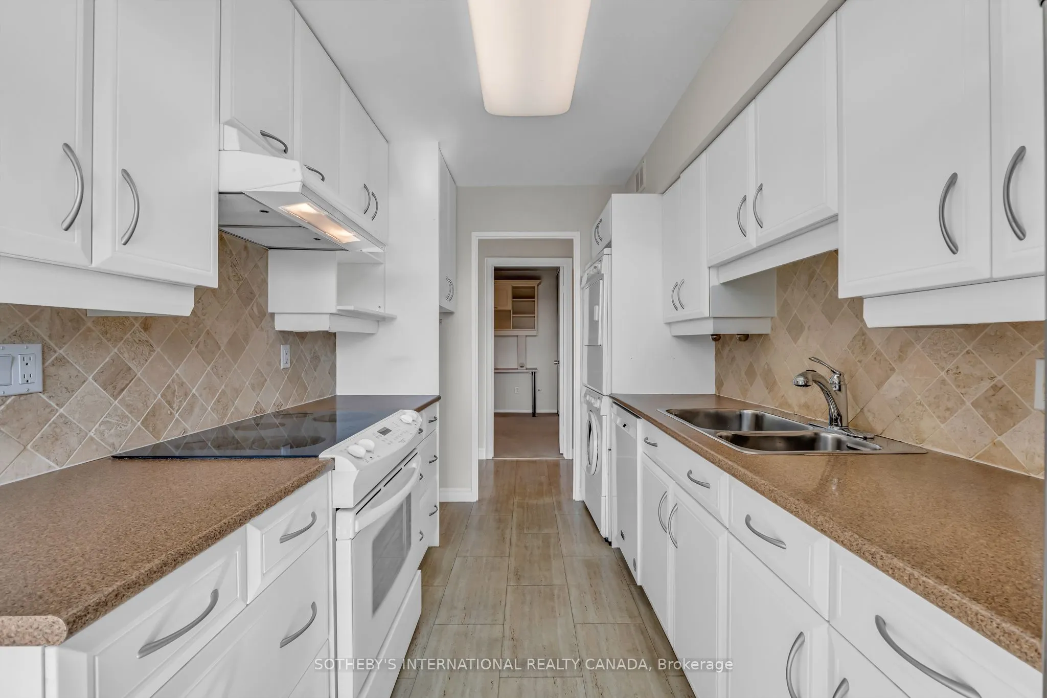 50 Quebec Avenue, #508