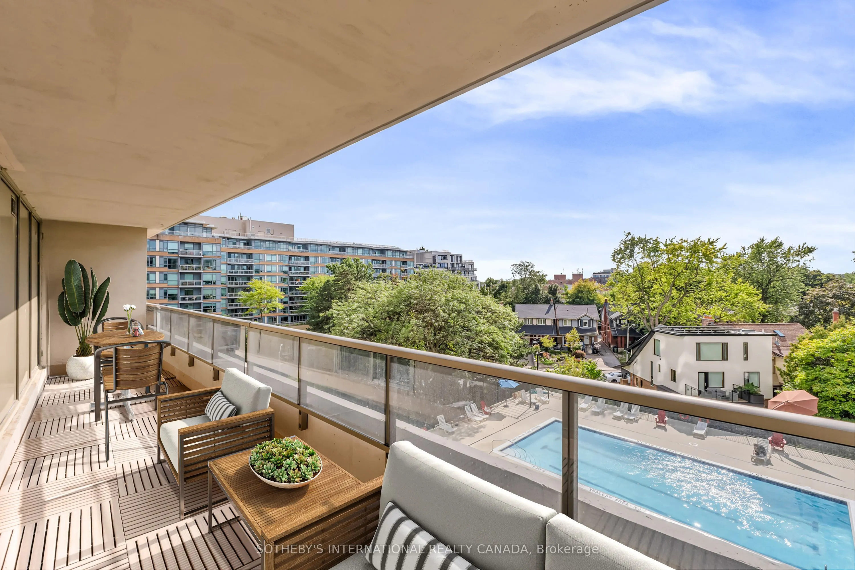 50 Quebec Avenue, #508
