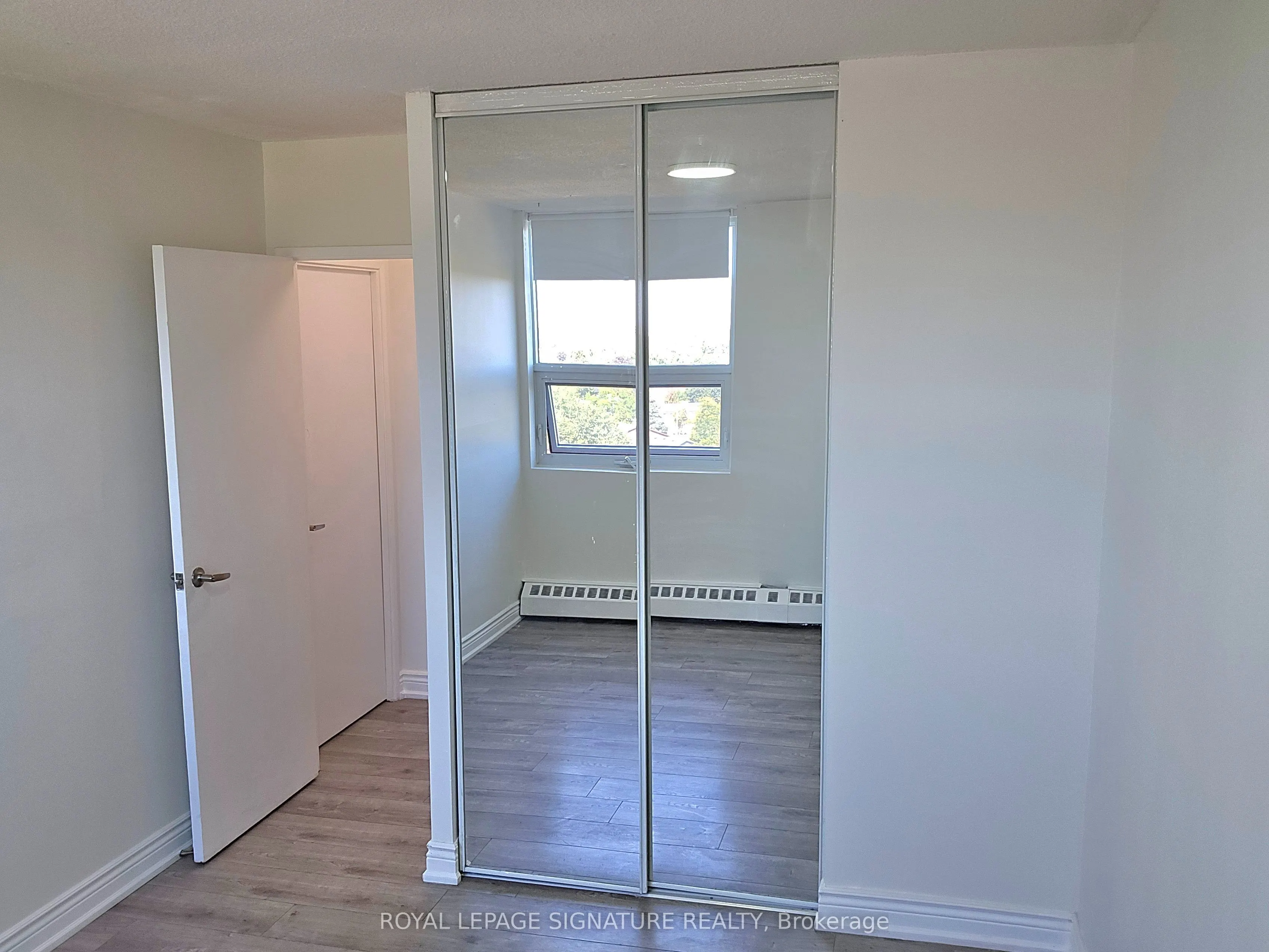 2929 Aquitaine Avenue, #902