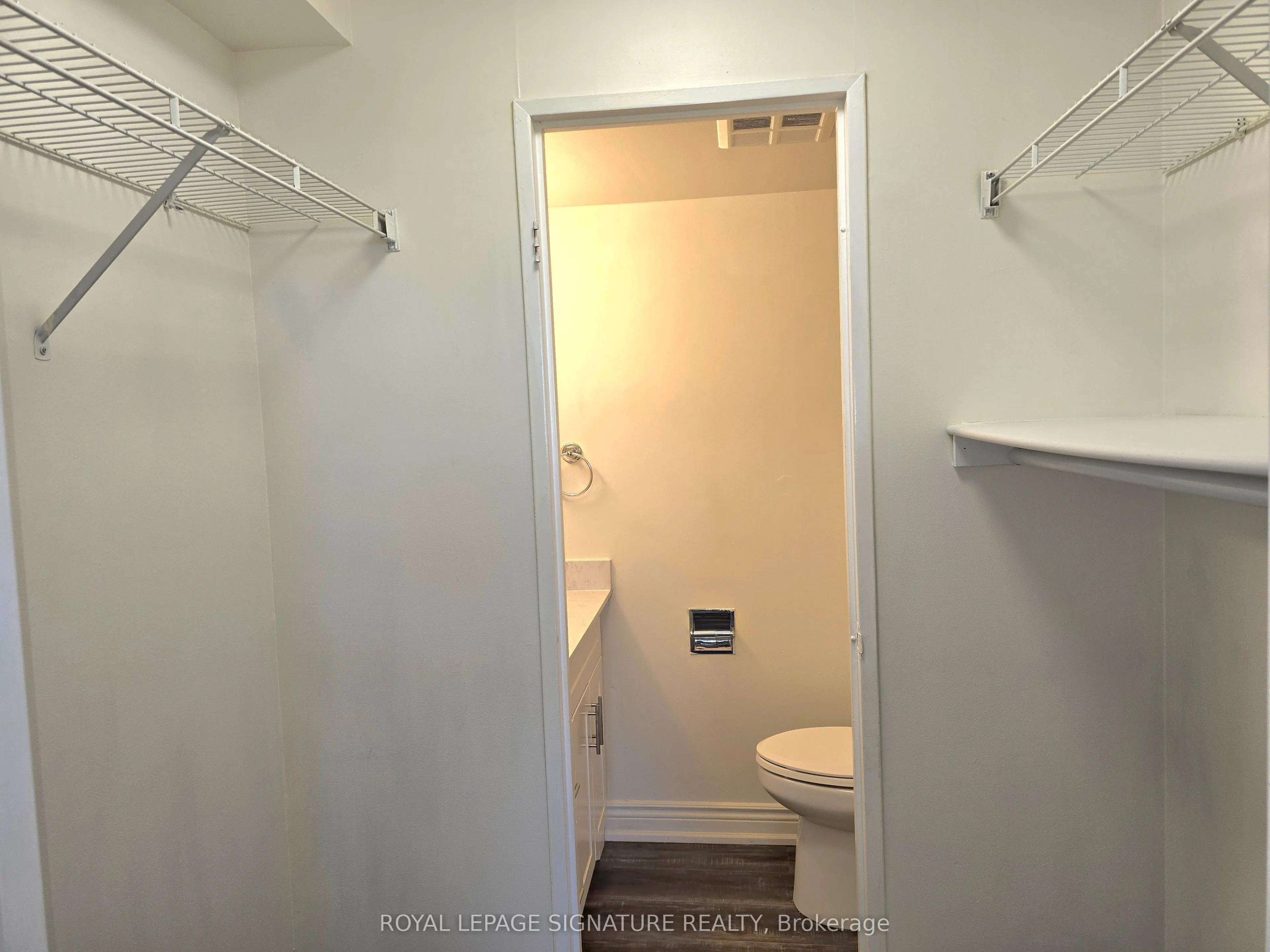 2929 Aquitaine Avenue, #902