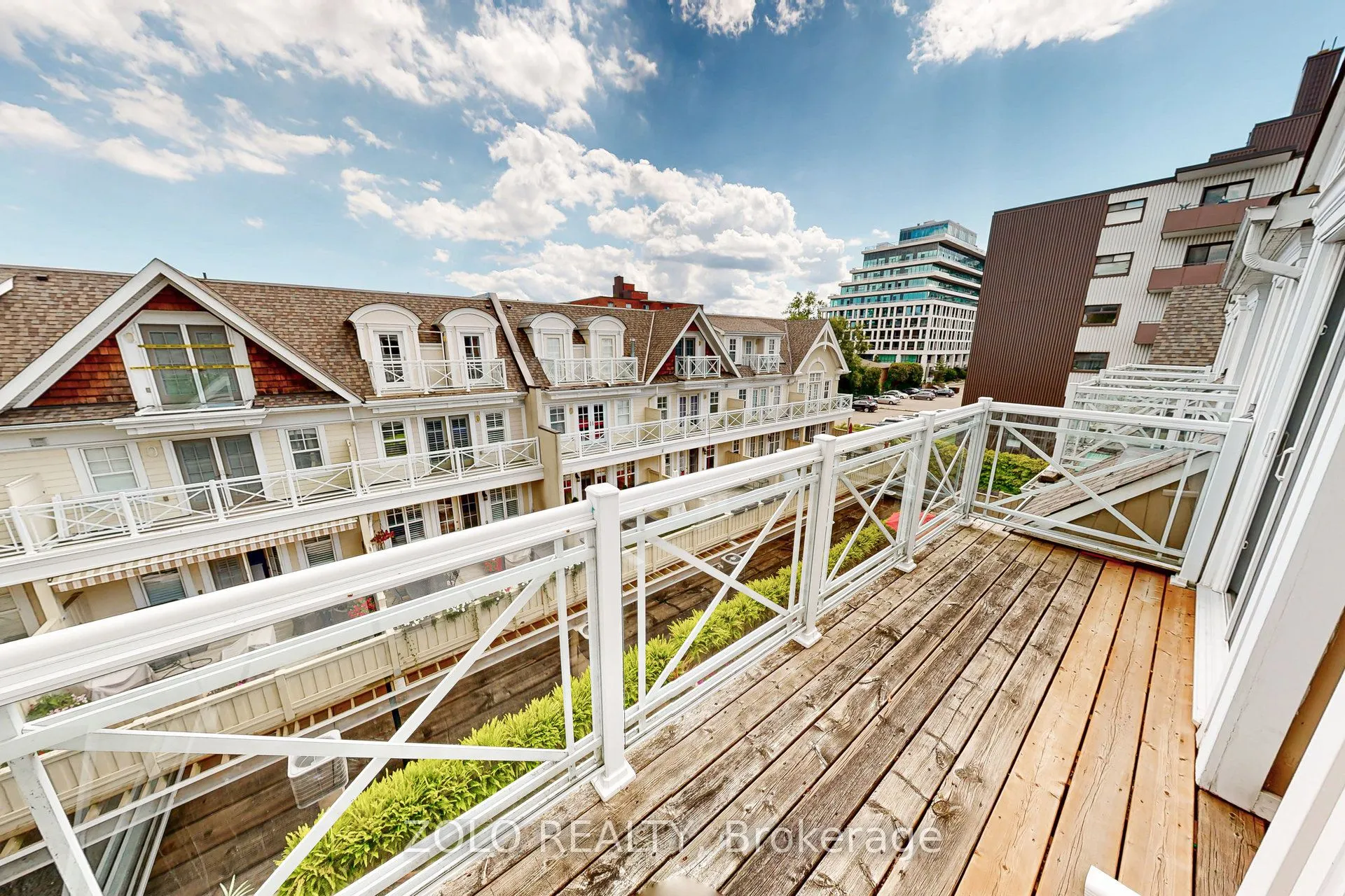 2372 Marine Drive, #4