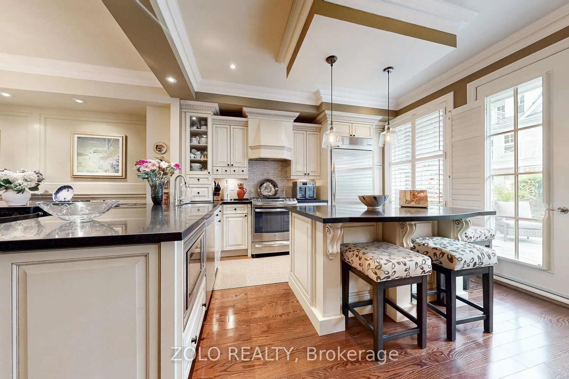 2372 Marine Drive, #4