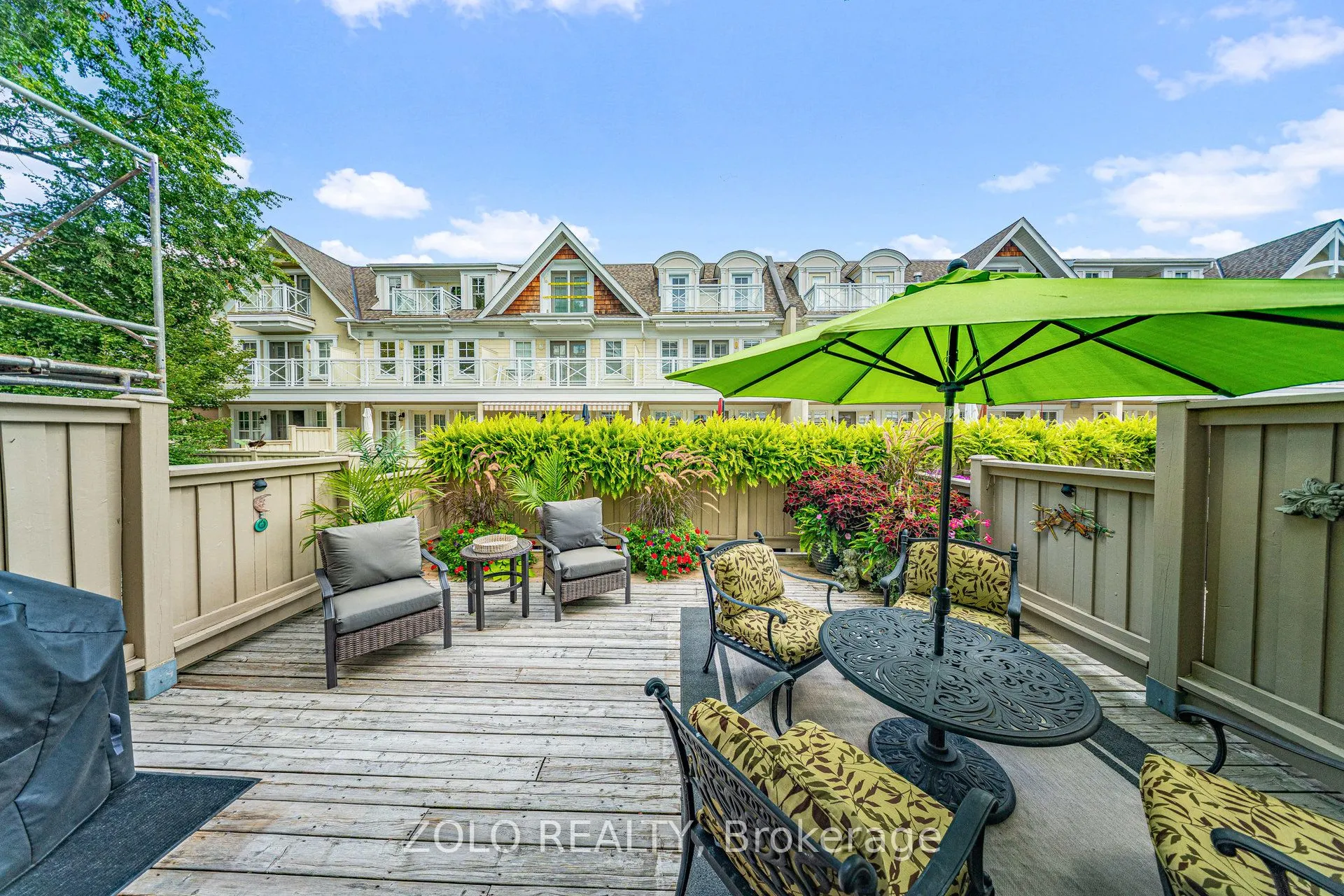 2372 Marine Drive, #4