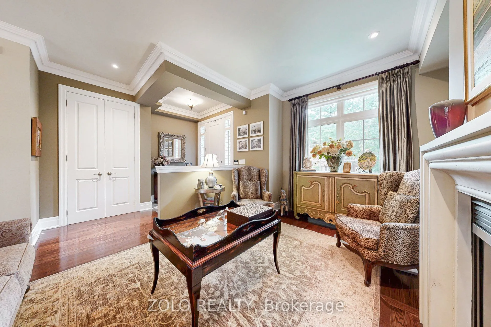 2372 Marine Drive, #4