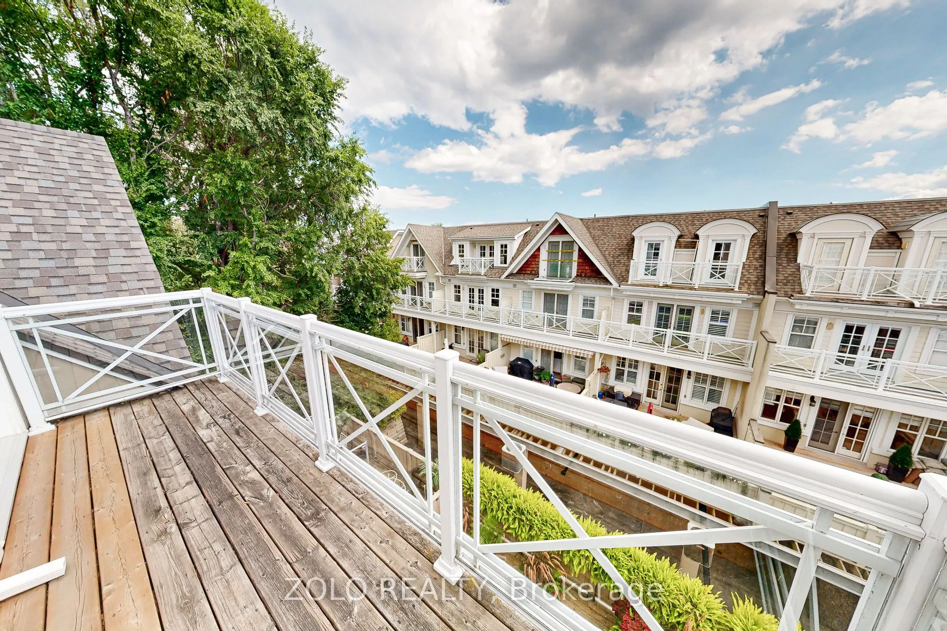 2372 Marine Drive, #4