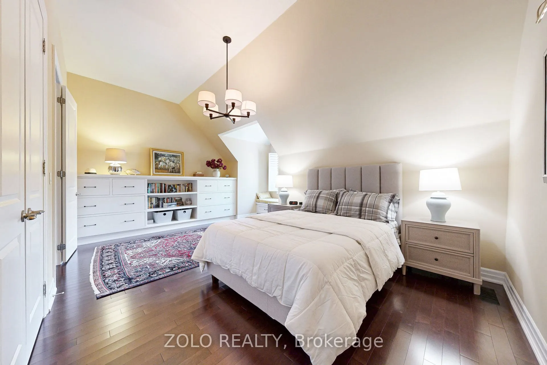 2372 Marine Drive, #4