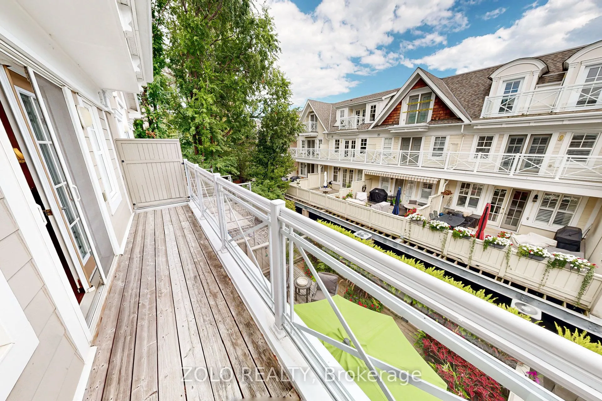 2372 Marine Drive, #4