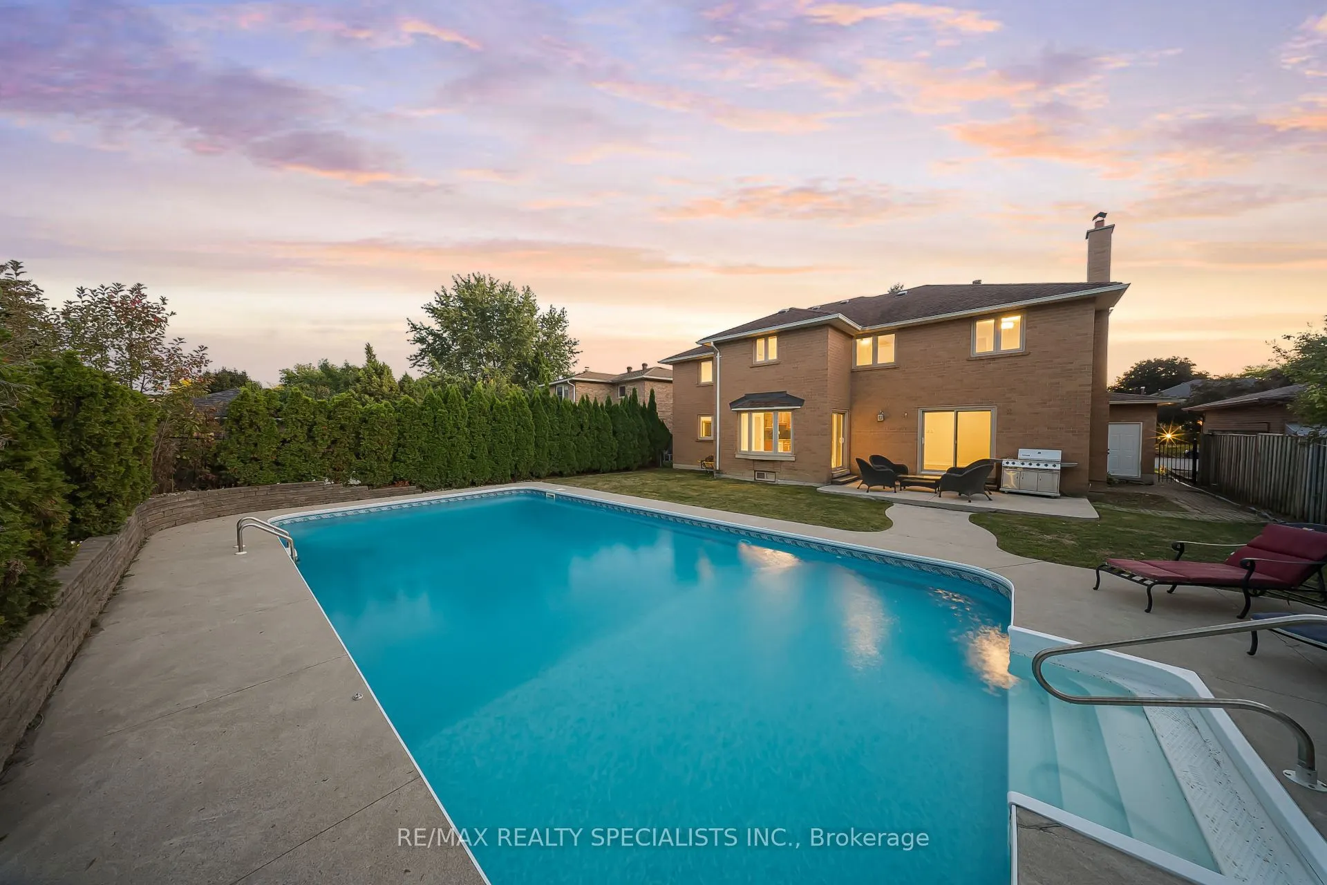 24 Whitmore Court
