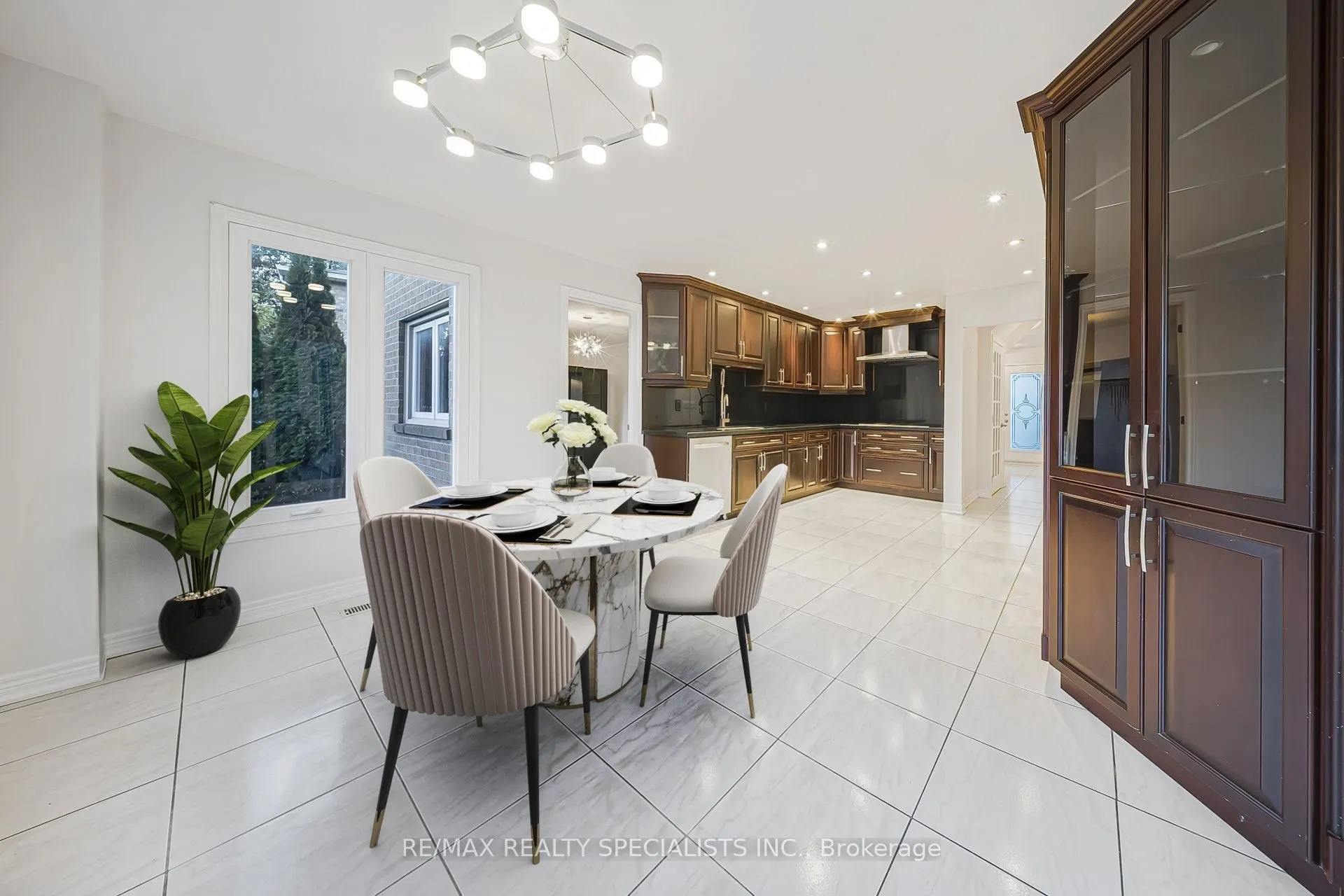 24 Whitmore Court