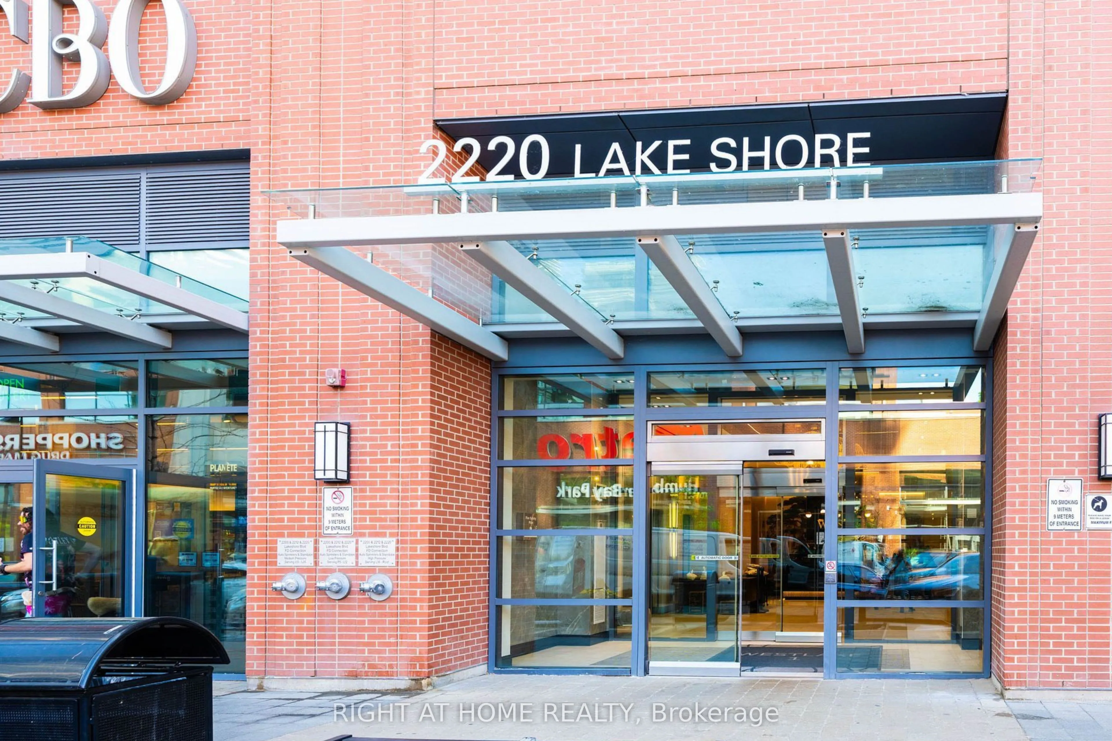 2220 Lakeshore Boulevard W, #3106