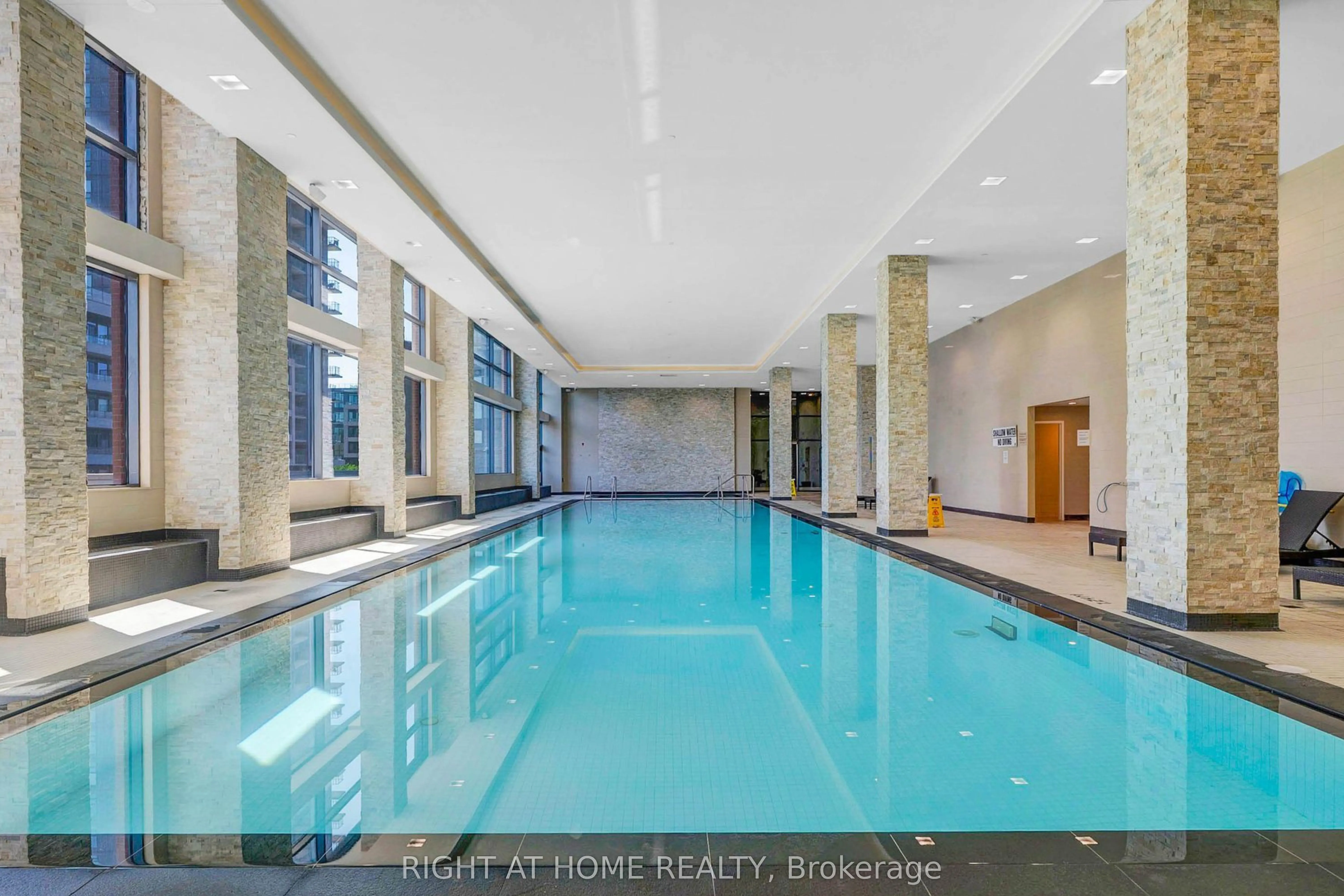 2220 Lakeshore Boulevard W, #3106