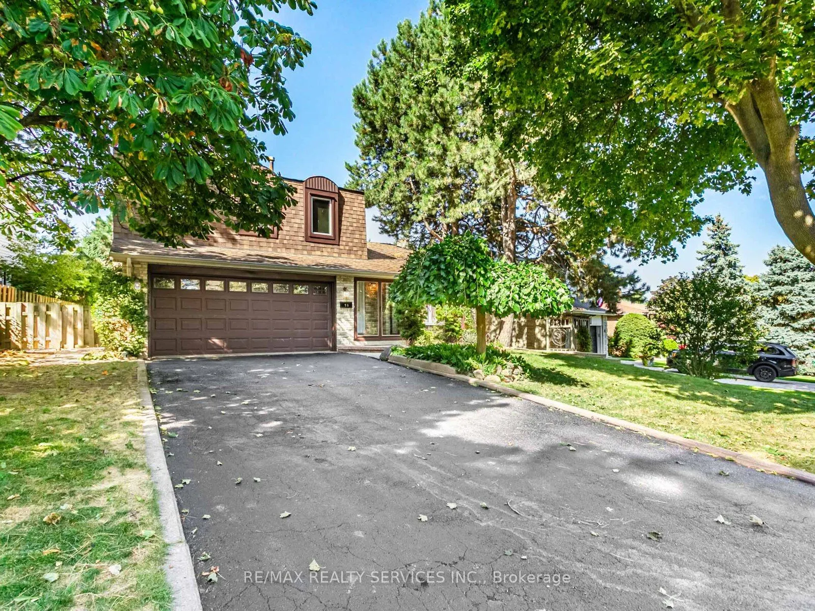 16 Marchmount Crescent