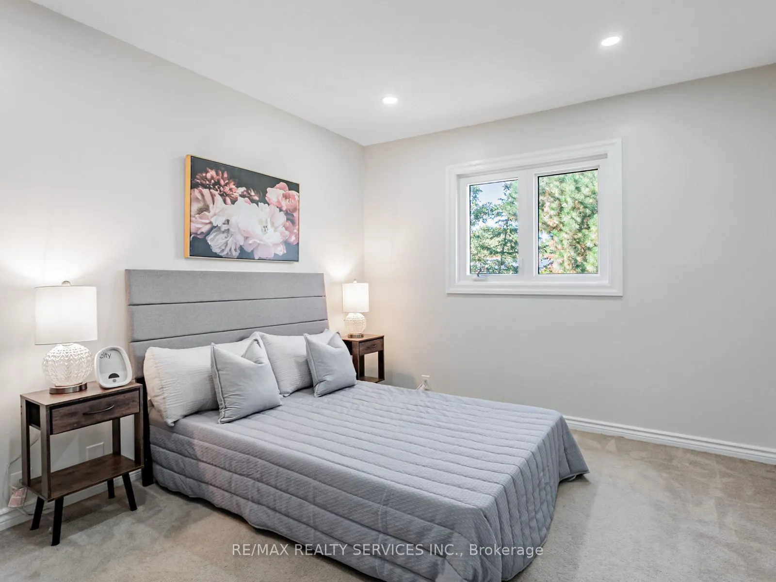 16 Marchmount Crescent