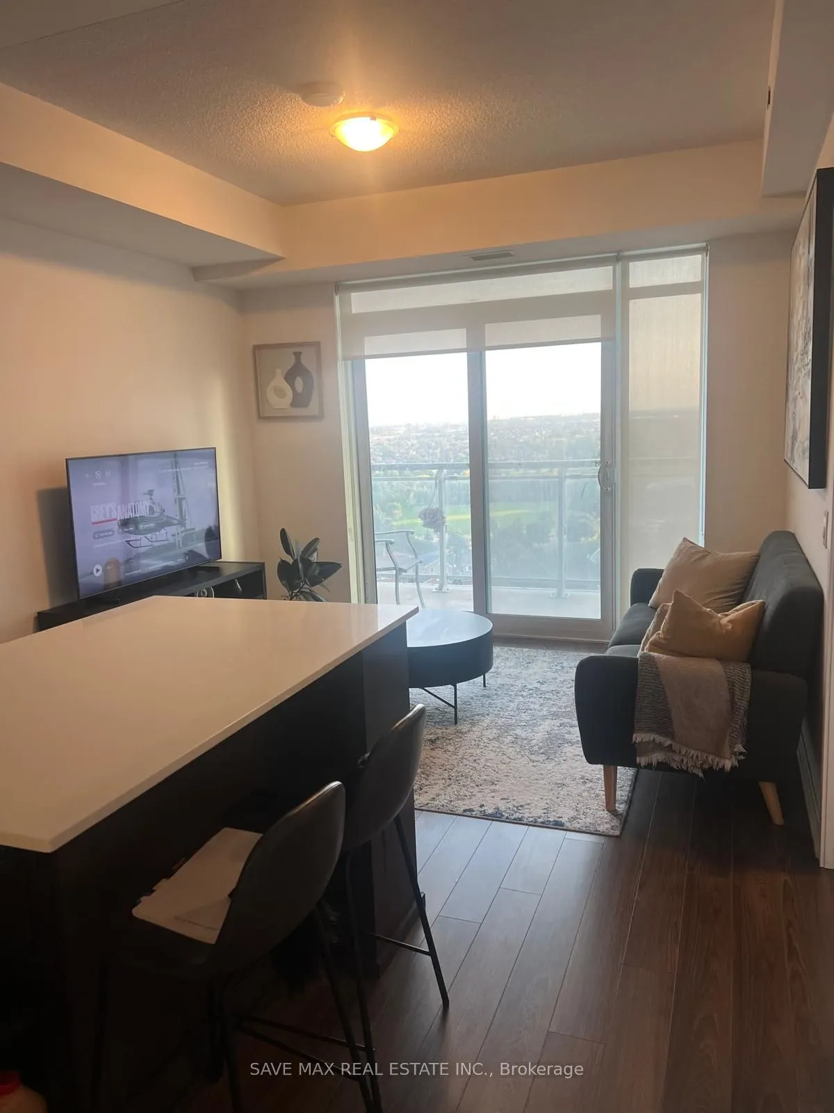 2560 Eglinton Avenue W, #1309