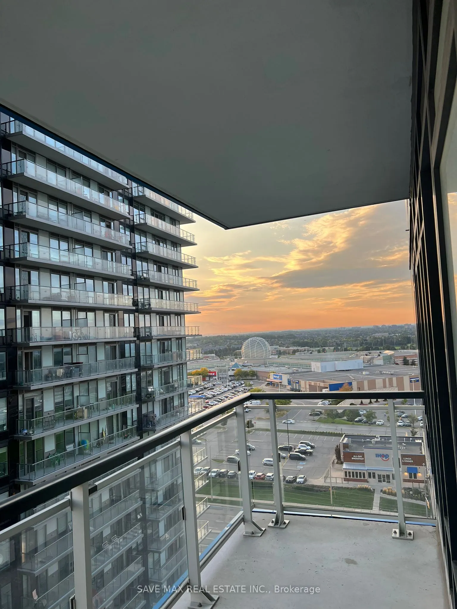 2560 Eglinton Avenue W, #1309