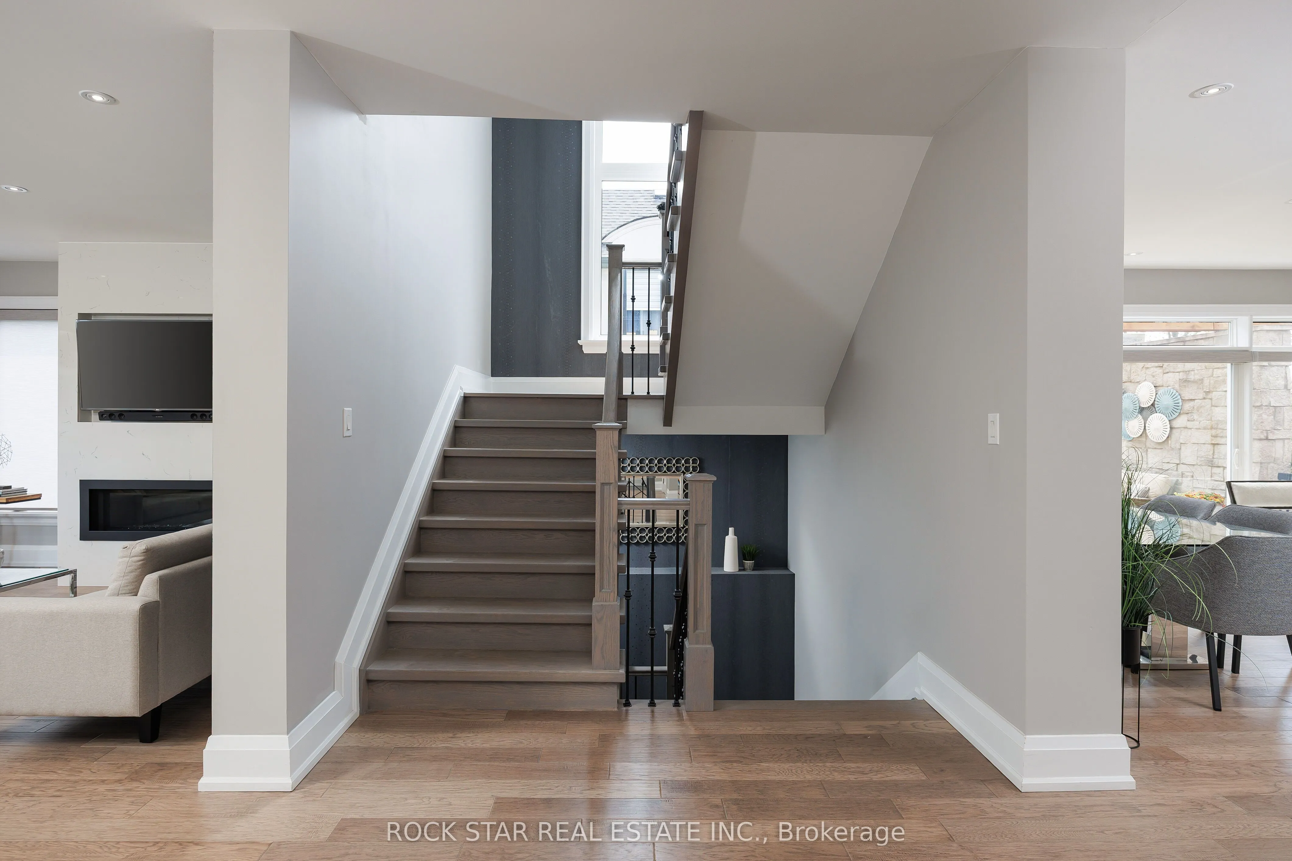 443 Seabourne Drive