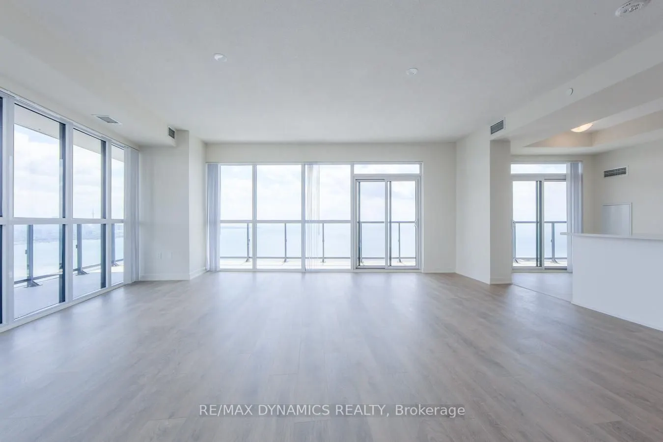 38 Annie Craig Drive S, #5002