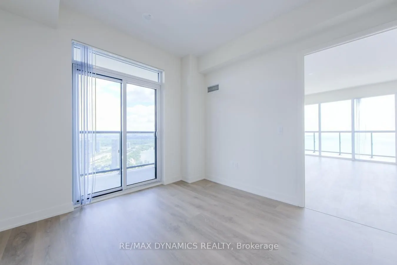 38 Annie Craig Drive S, #5002