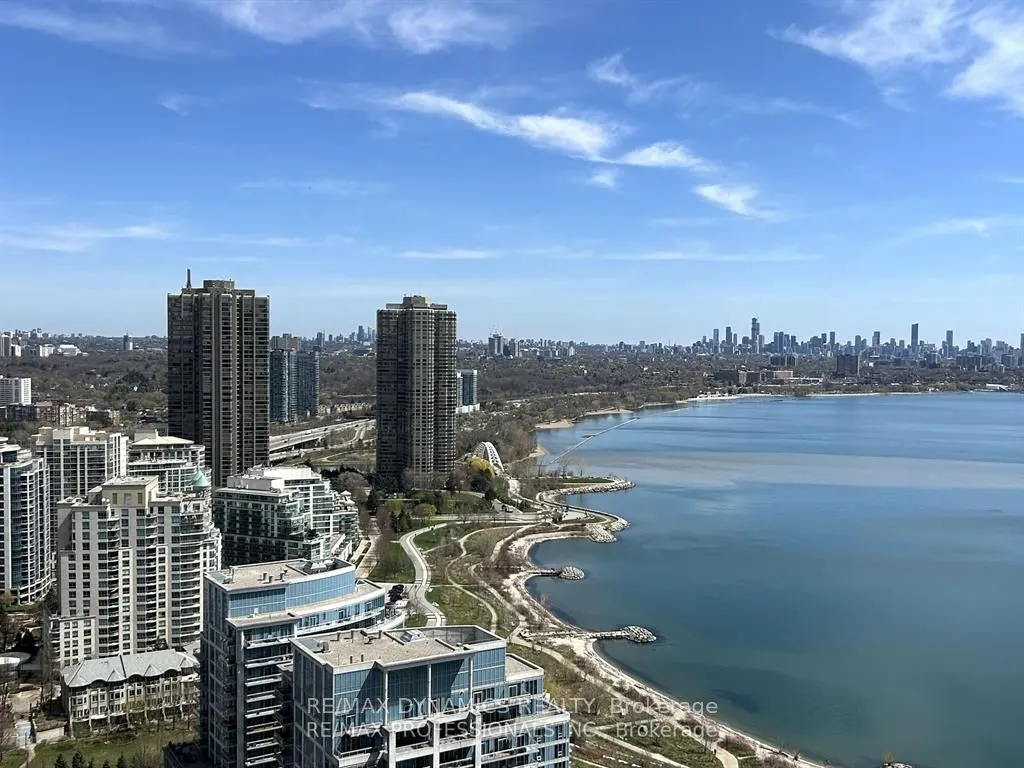 38 Annie Craig Drive S, #5002