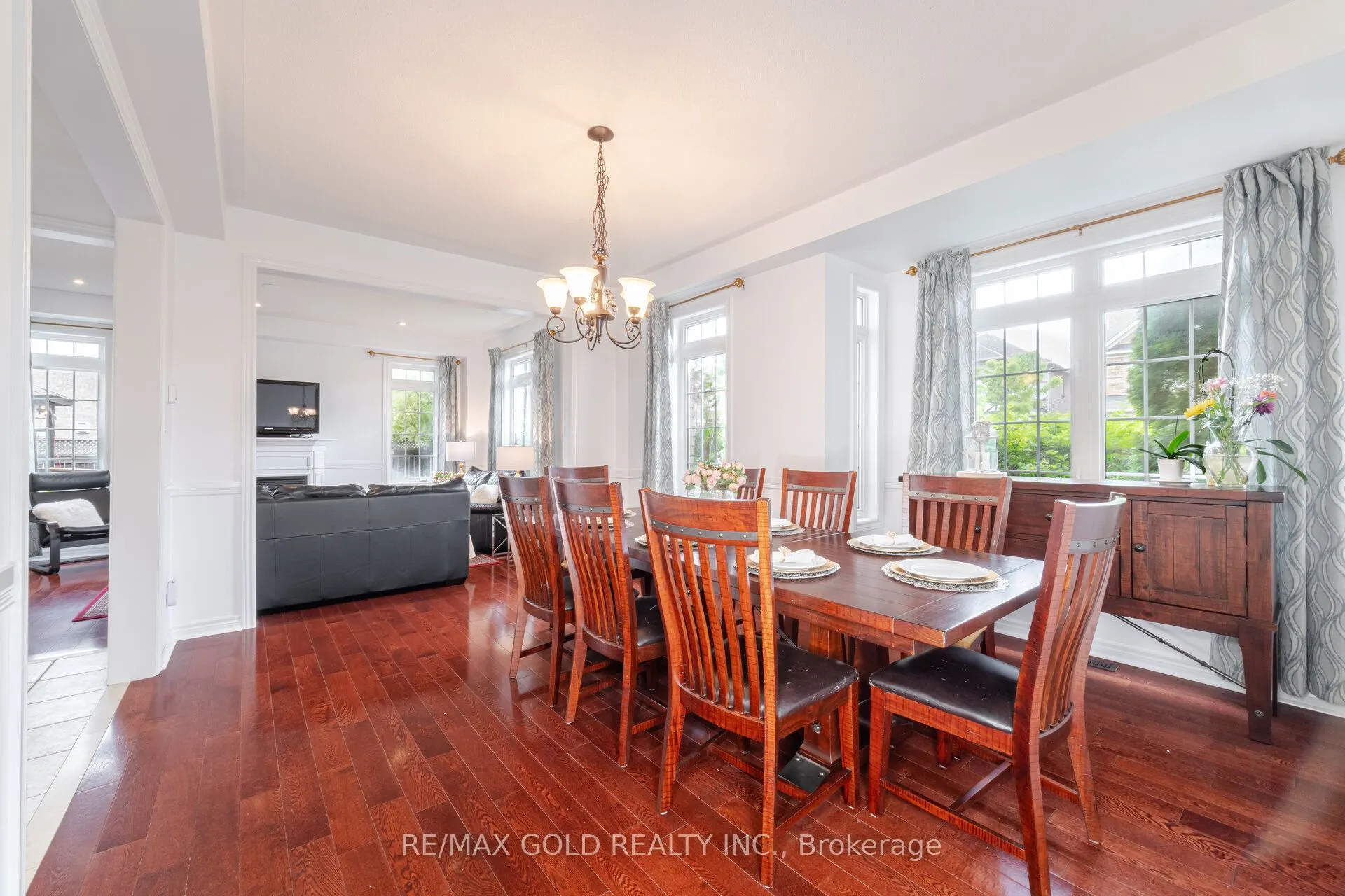 16 Larkberry Road