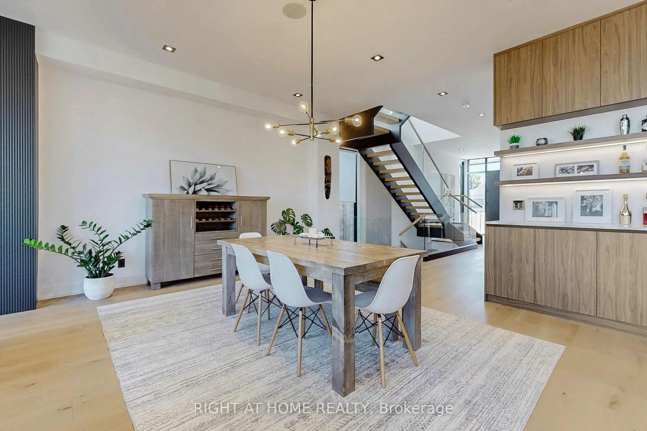 845 7th Street